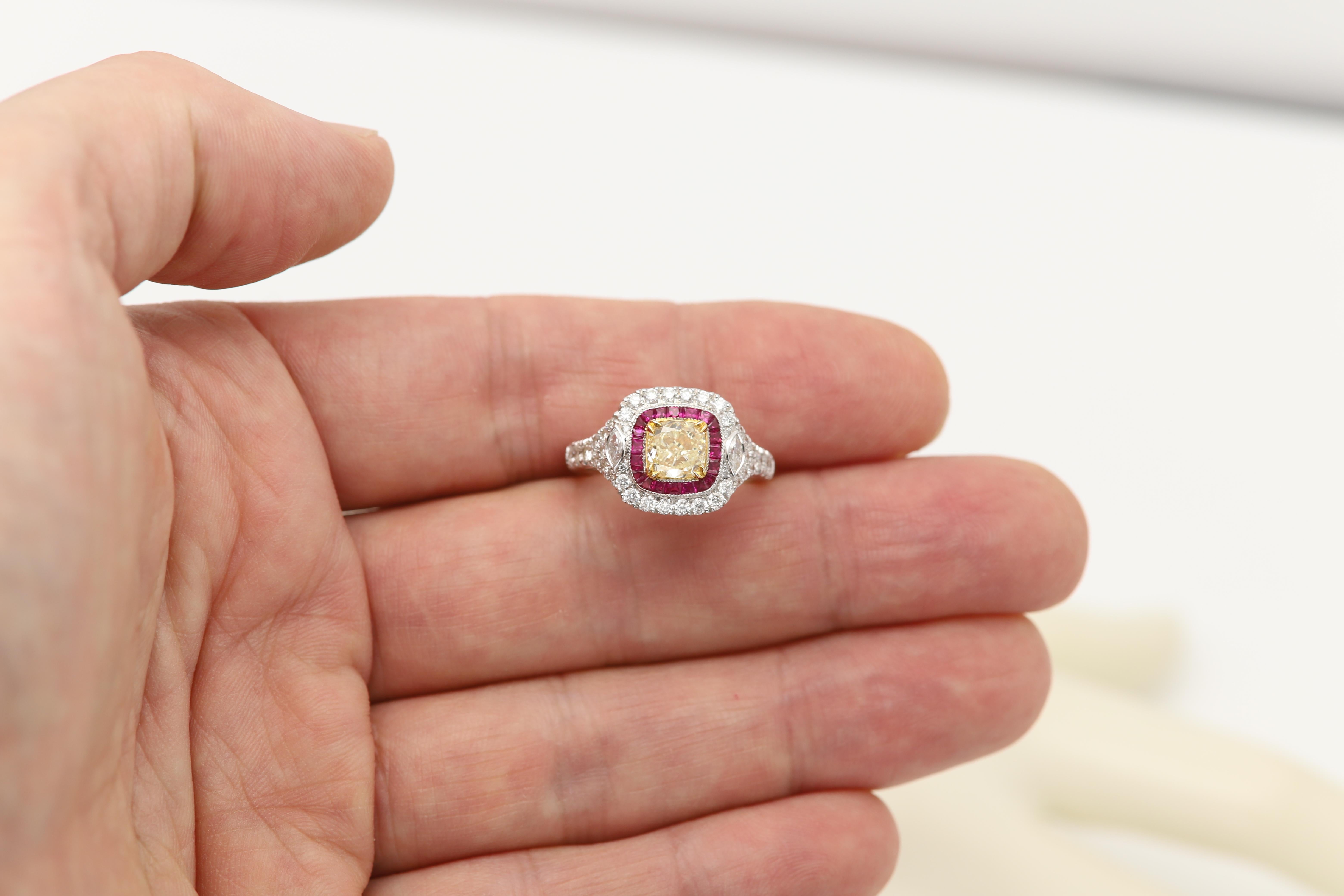 1.17 carat Yellow Diamond Red Ruby Ring 18K Gold Art Deco Ring For Sale 4