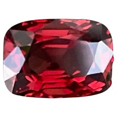 Pierre de spinelle rouge brunâtre taille coussin de 1,17 carat de Birmanie
