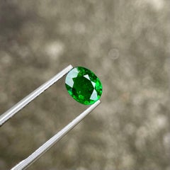 1.17 carats Green Tsavorite Garnet Stone Oval Cut Kenyan Gemstone