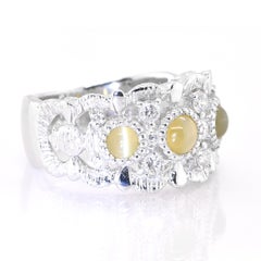 1.17 Carats Natural Chrysoberyl Cat's Eye and Diamond Ring Set in Platinum