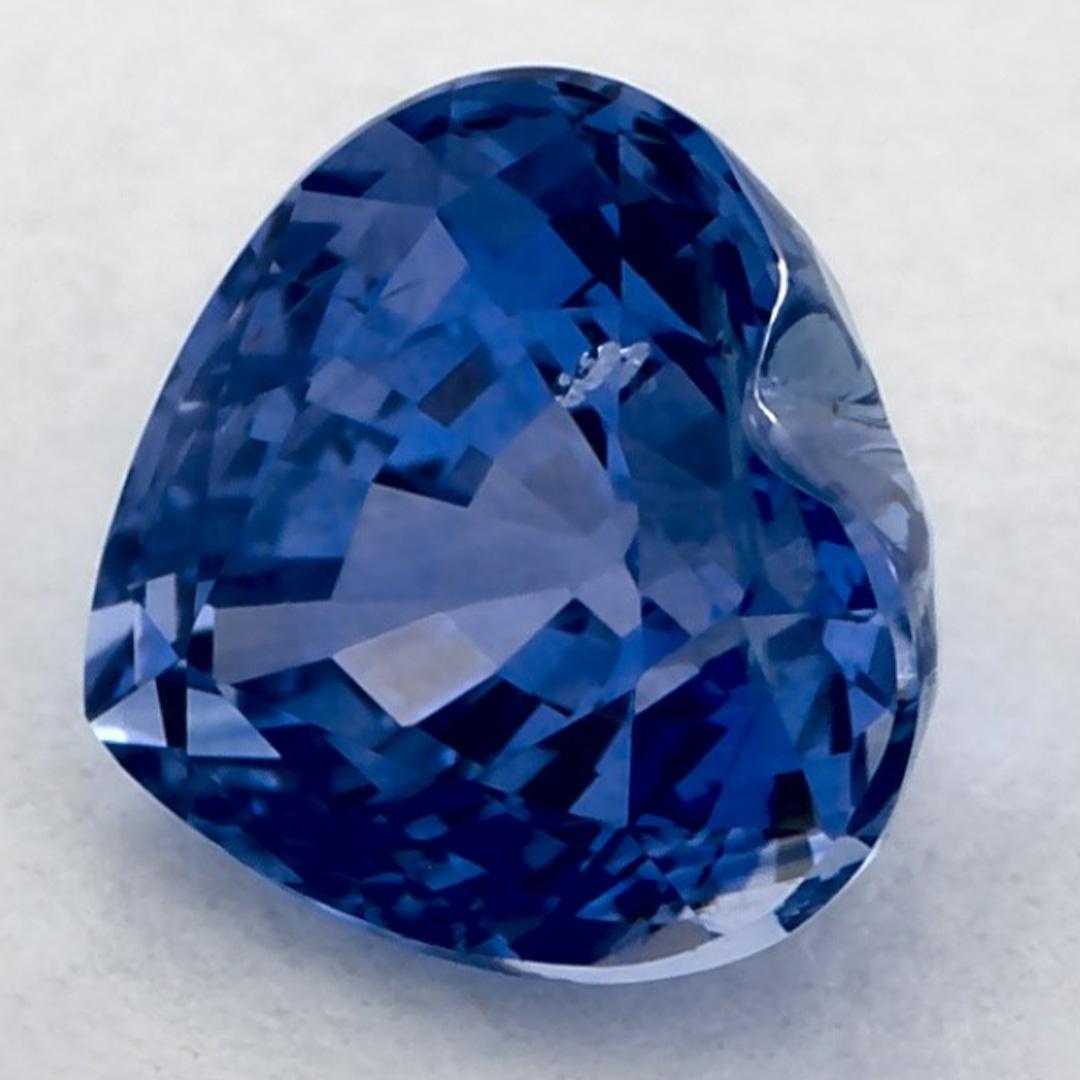 Una piedra de nacimiento de septiembre muy preciosa con un encantador color azul. Se cree que traen buena suerte y fortuna a la vida.

Explora la vibrante colección de esmeraldas, rubíes y zafiros de nuestra tienda, disponibles como gemas sueltas y