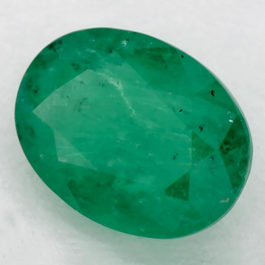 Mit seinem leuchtenden grünen Farbton ist der Geburtsstein für den Mai ein Symbol für neues Wachstum im Frühling. 

Entdecken Sie die lebendige Kollektion von Smaragden, Rubinen und Saphiren in unserem Geschäft, die als lose Edelsteine erhältlich