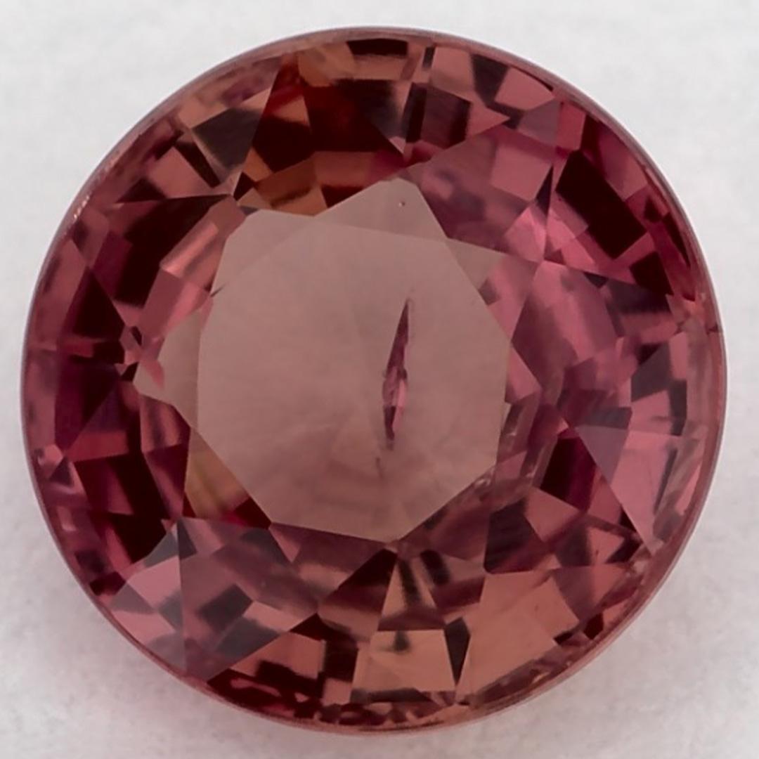 Une pierre de naissance exquise de couleur rouge pour le mois de juillet, censée véhiculer un statut de pouvoir et de richesse.

Explorez la vibrante collection d'émeraudes, de rubis et de saphirs de notre magasin, disponibles sous forme de pierres