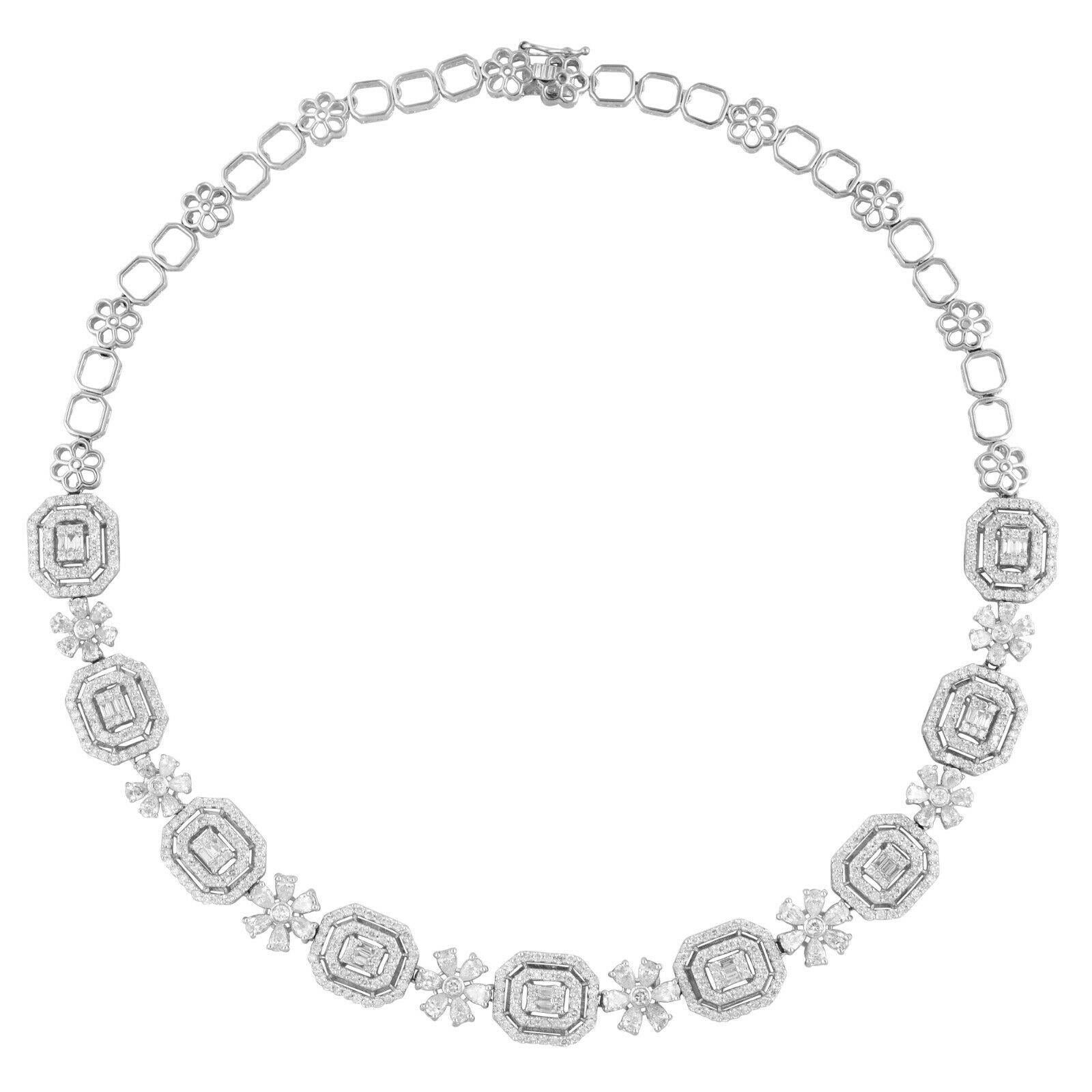 Mixed Cut 11.70 Carat Diamond 14 Karat White Gold Statement Necklace For Sale