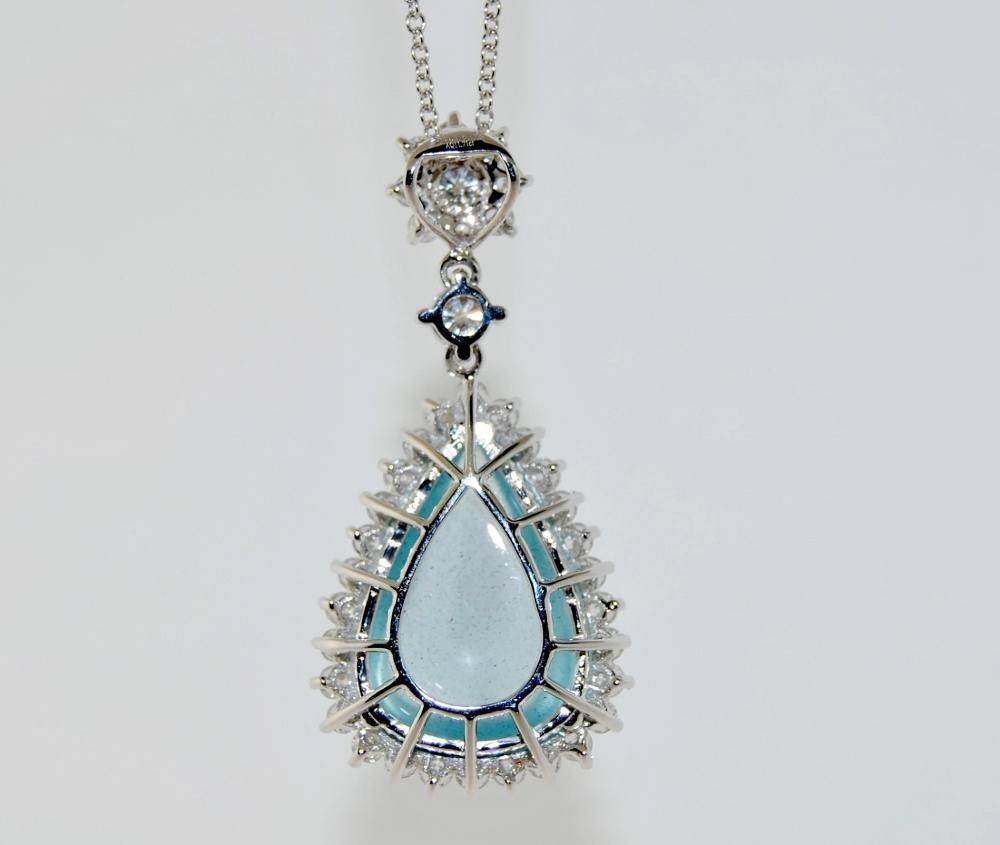Pear Cut 11.71 Carat Aquamarine Diamond Pendant Necklace, 14 Karat Gold For Sale