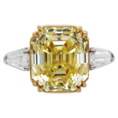 11,71 carati IF Giallo intenso taglio smeraldo Anello di fidanzamento con diamanti GIA SCARSELLI