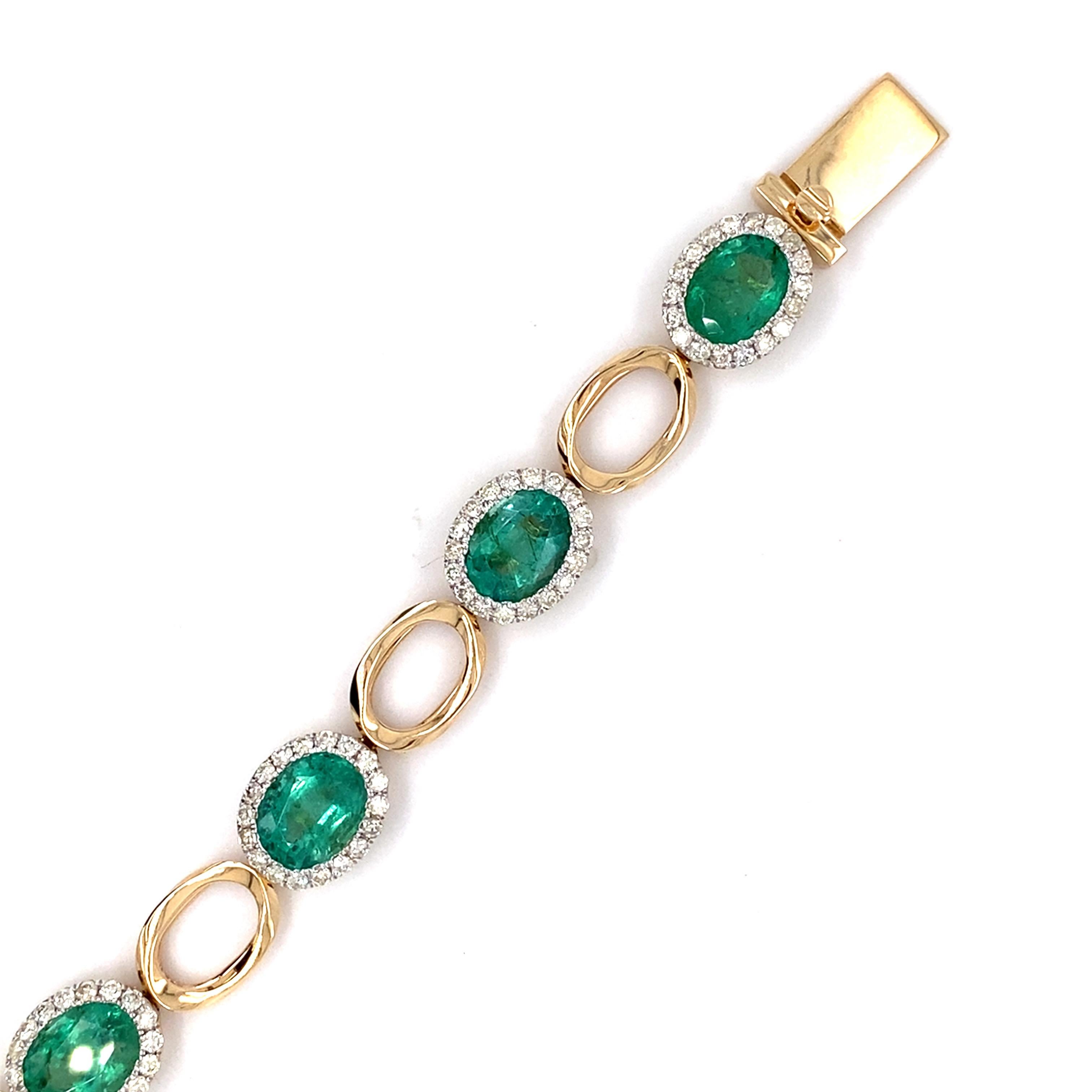 Bracelet en or jaune 11,73 carats Emeraude taille ovale Diamant Pour femmes en vente