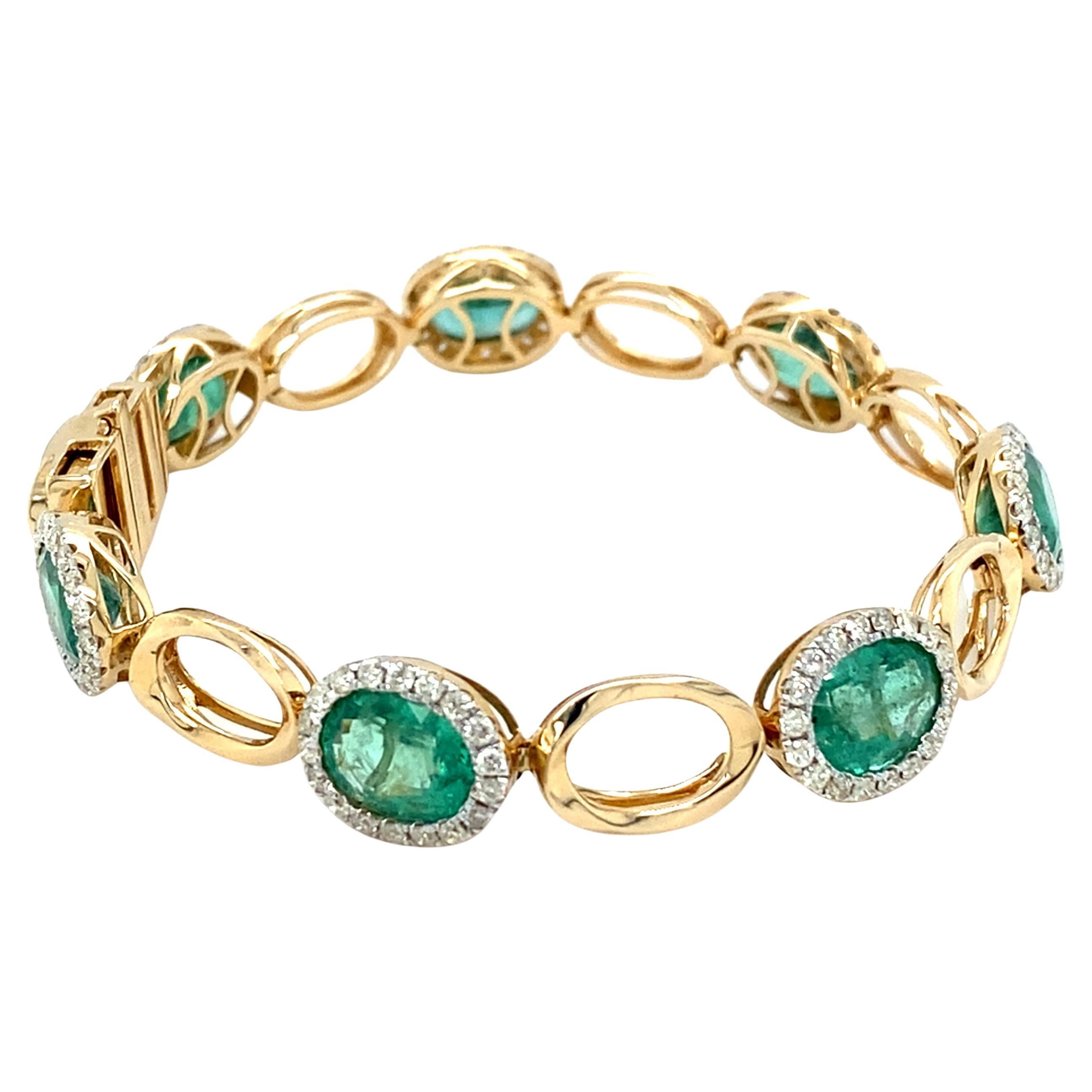 11.73 Carat Oval Cut Emerald Diamond Yellow Gold Bracelet