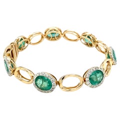 11.73 Carat Oval Cut Emerald Diamond Yellow Gold Bracelet