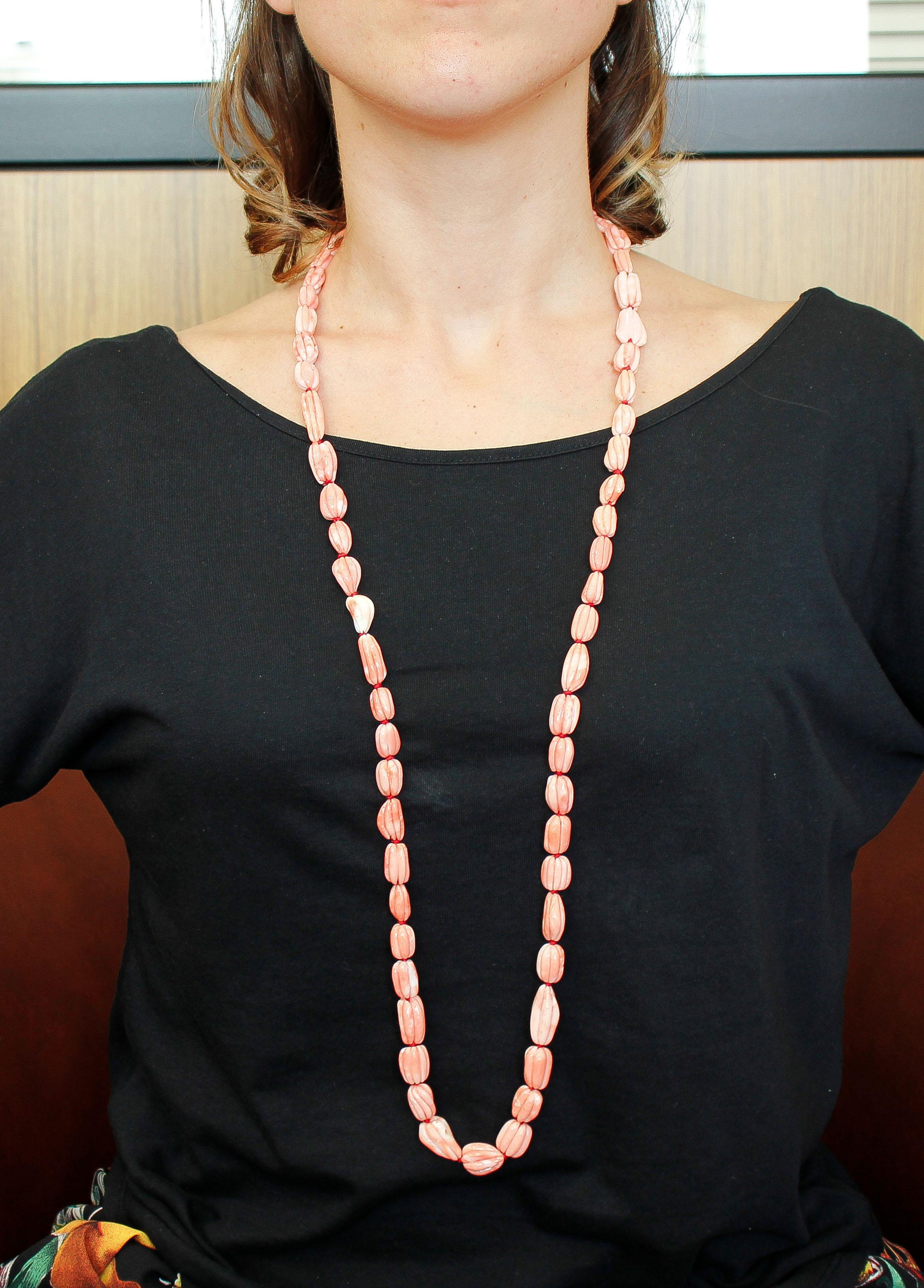 Round Cut 117.3 g Orange/Pink Coral Beaded/Multi-Strand Long Necklace.