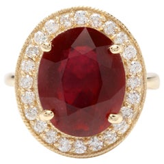 11.75 Carat Impressive Natural Red Ruby and Diamond 14 Karat Yellow Gold Ring