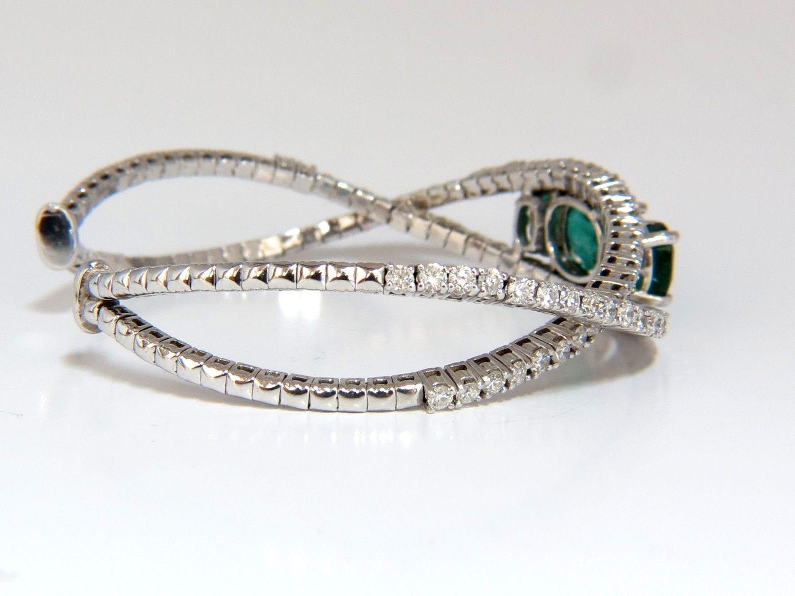 11.75 Carat Natural Bright Emeralds Diamonds Crossover Bangle Bracelet 14 Karat 1