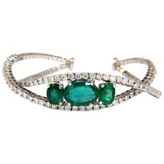 11.75 Carat Natural Bright Emeralds Diamonds Crossover Bangle Bracelet 14 Karat