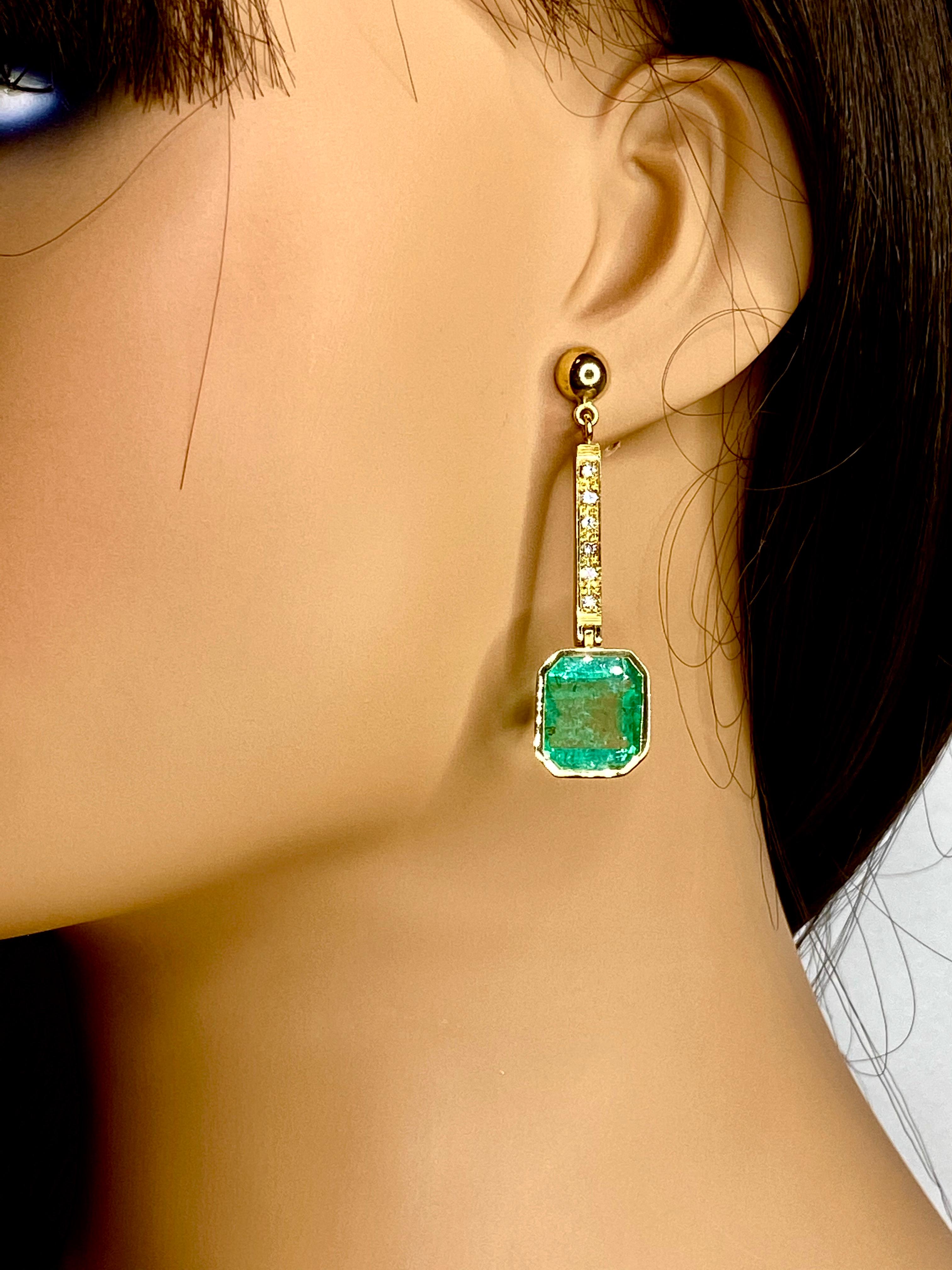 Emerald Cut 11.75 Carat Square Emerald and Diamond Drop Dangle Earrings For Sale