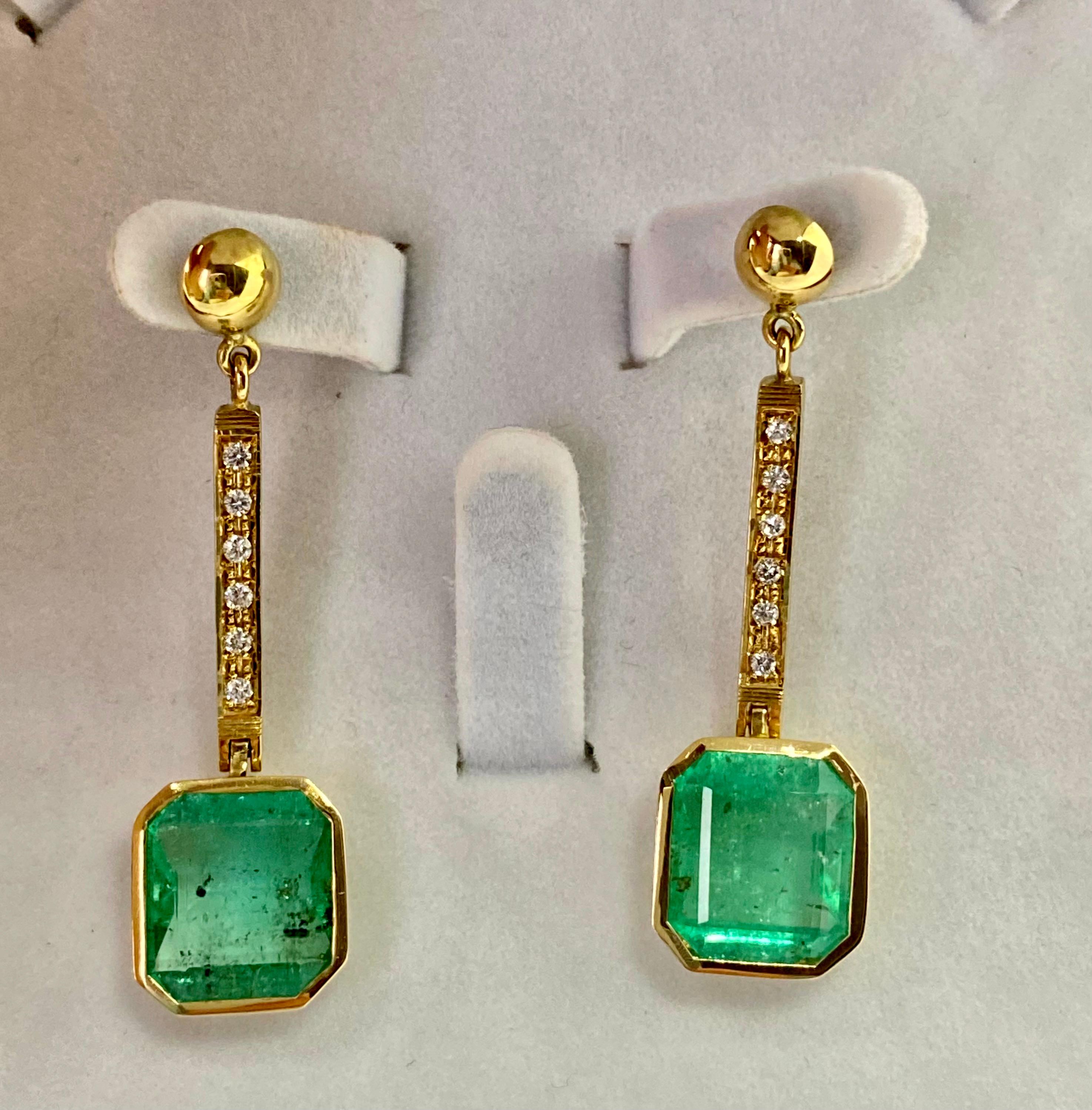 11.75 Carat Square Emerald and Diamond Drop Dangle Earrings For Sale 1