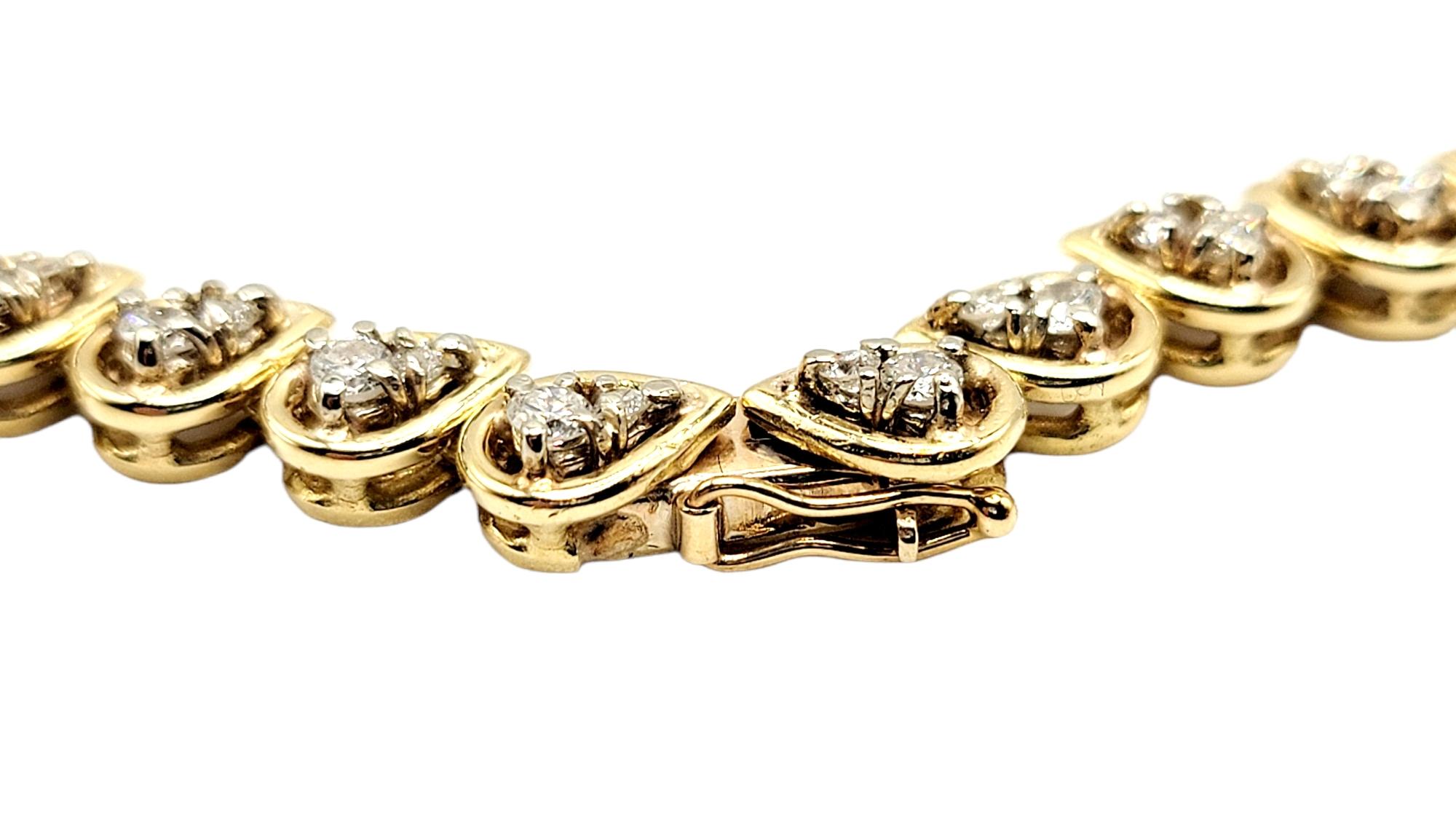 11.75 Carats Total Diamond Pear Shape Graduated Drop Link Necklace 18 Karat Gold For Sale 3