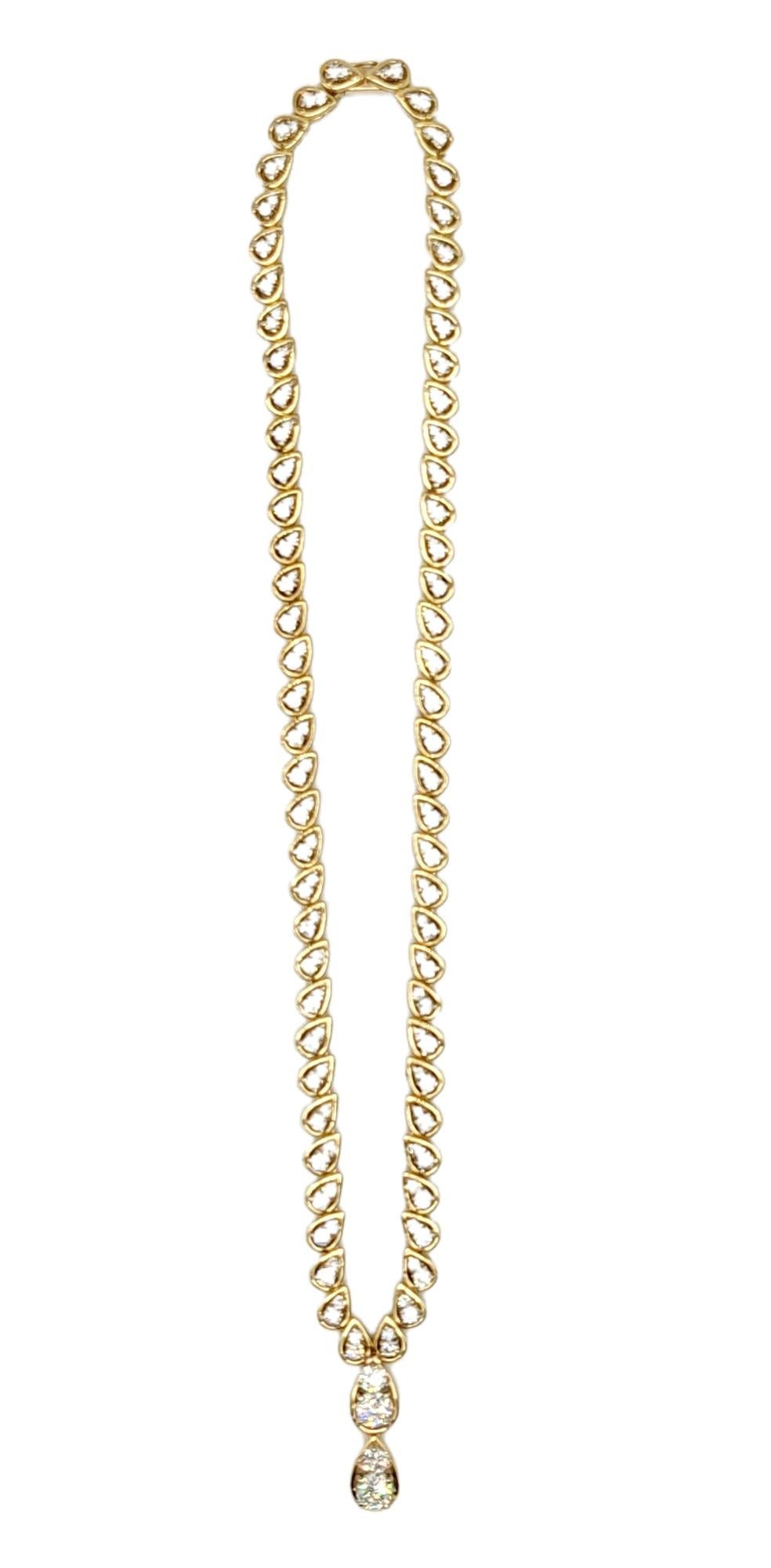 11,75 Karat Gesamtdiamant in Birnenform abgestufte Tropfenglieder-Halskette 18 Karat Gold (Zeitgenössisch) im Angebot