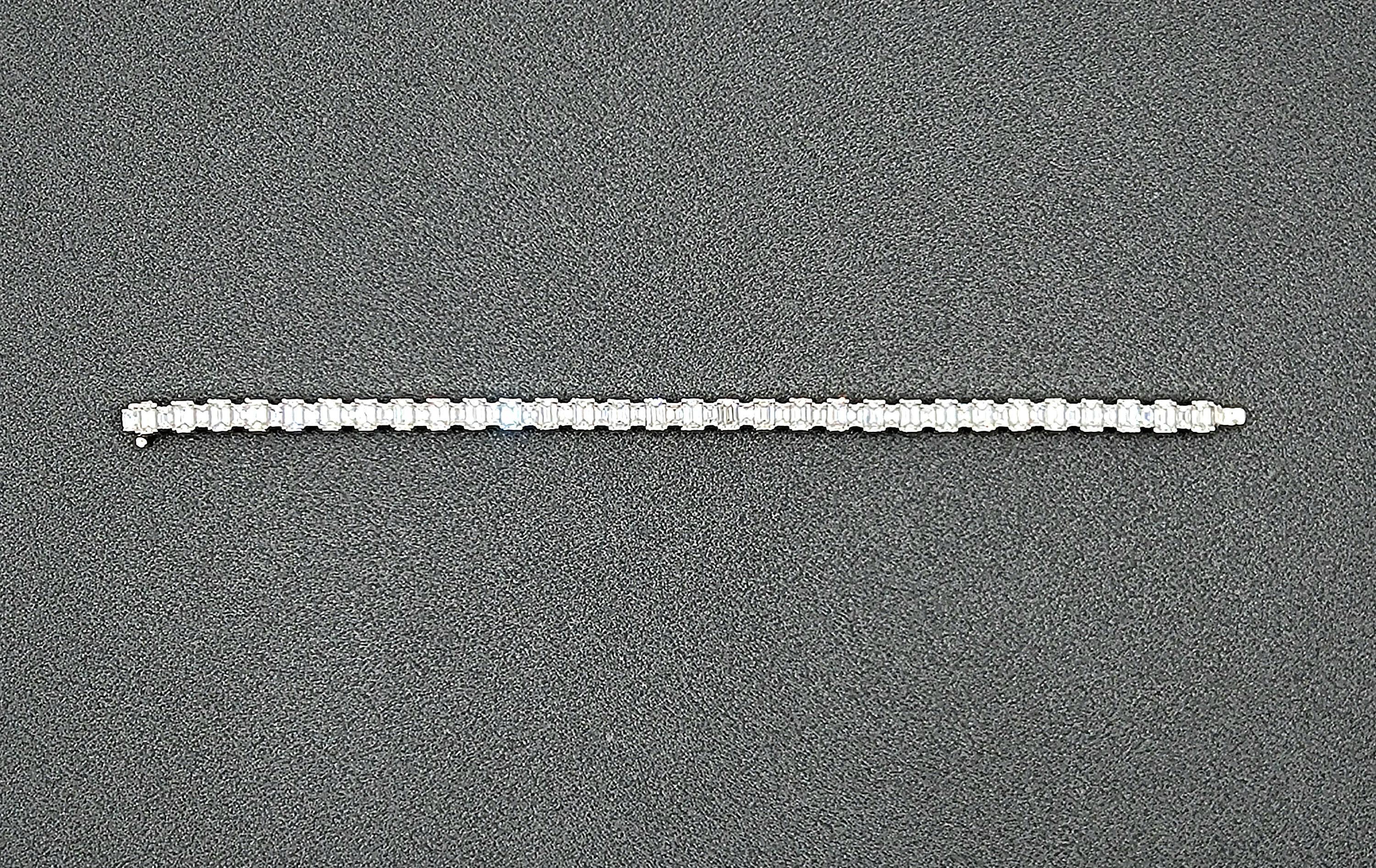 Pulsera talla esmeralda y baguette 11,75 ct en venta 1