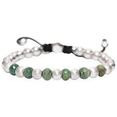 11.76 Carat Emerald Silver Stainless Steel Modern Classic Bead Macrame Bracelet