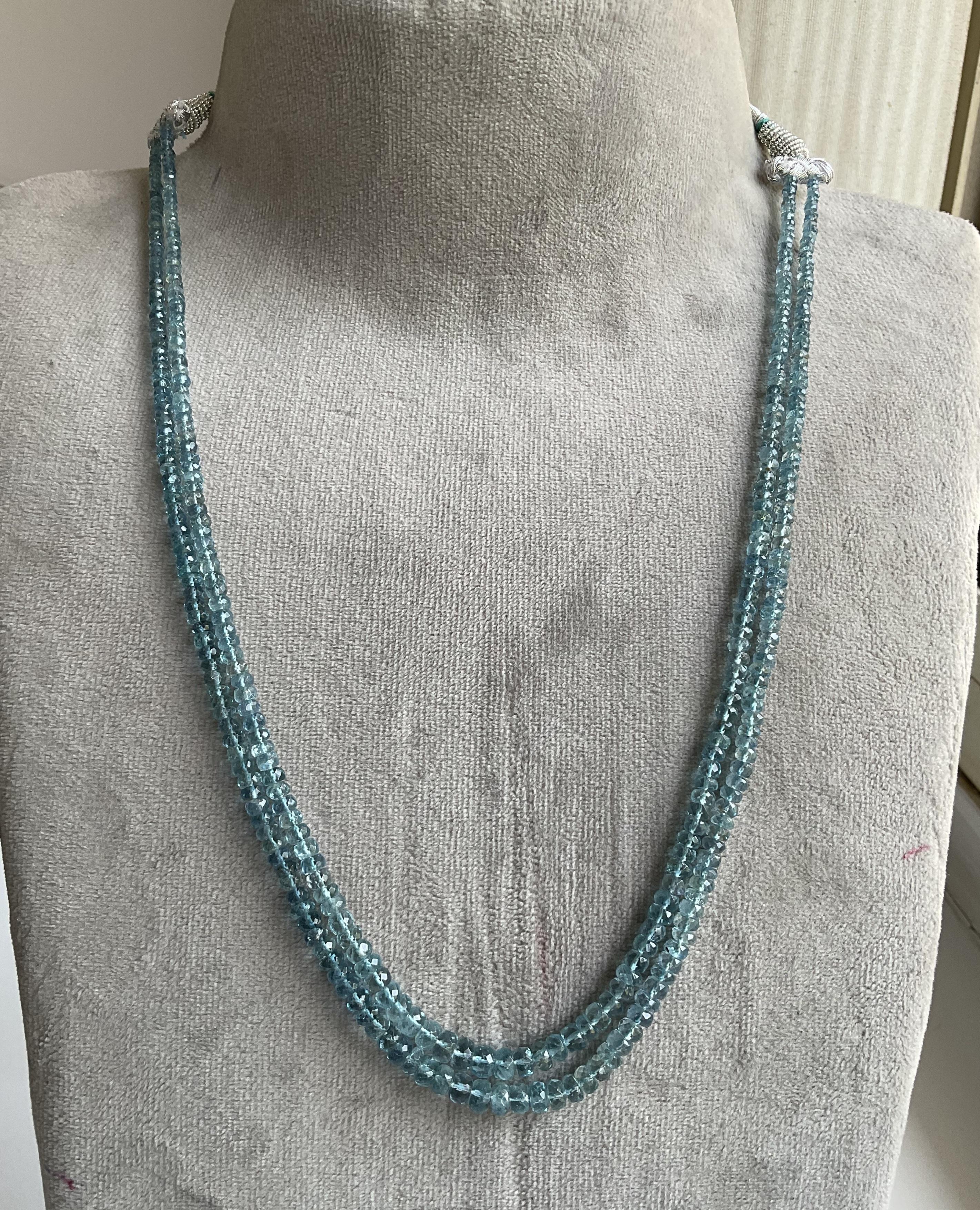 117,90 Karat Aquamarin Perlenkette 2 Strang Facettierte Perlen gute Qualität Edelstein im Angebot 3