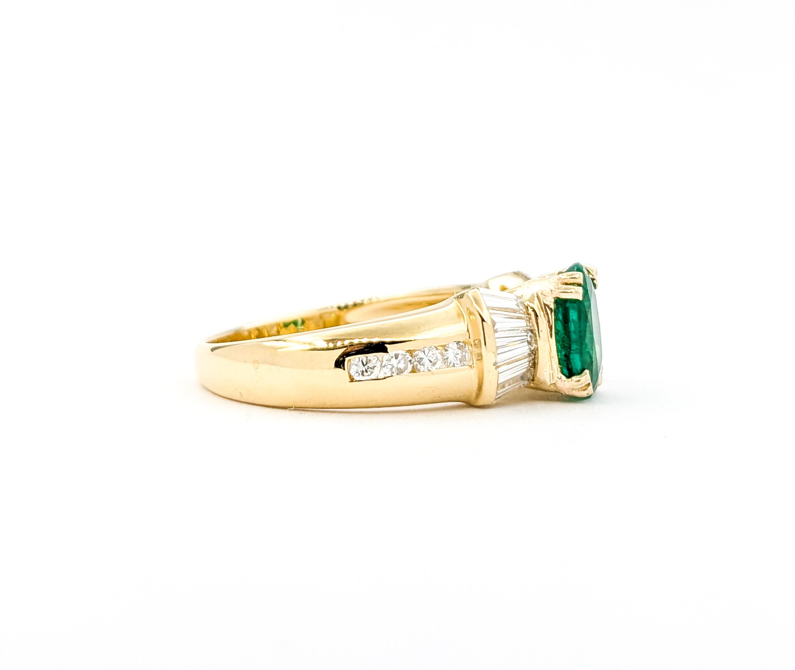 1,17 Karat Smaragd & Diamant Mode-Ring aus Gelbgold im Angebot 3