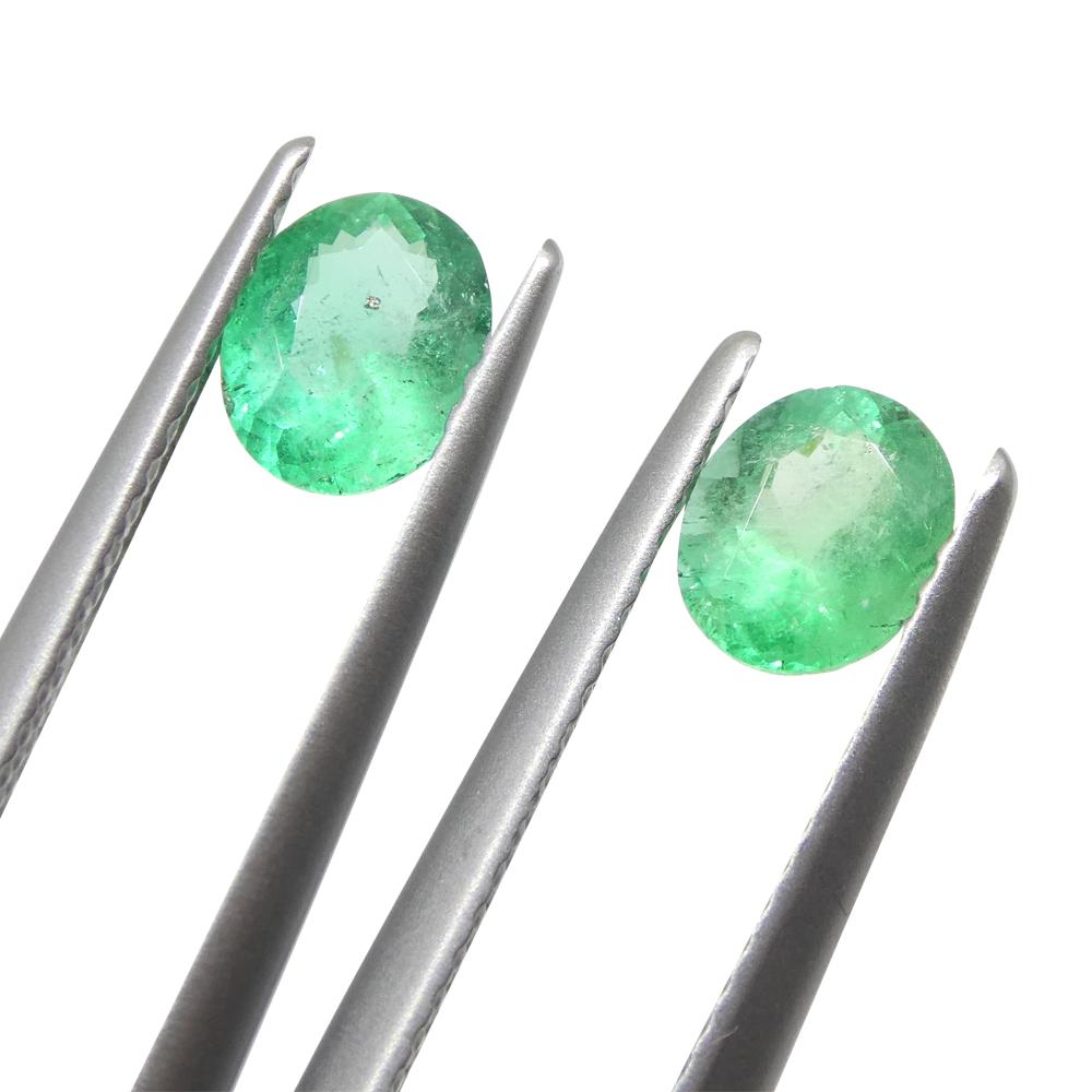1.17ct Pair Oval Green Emerald from Colombia For Sale 3