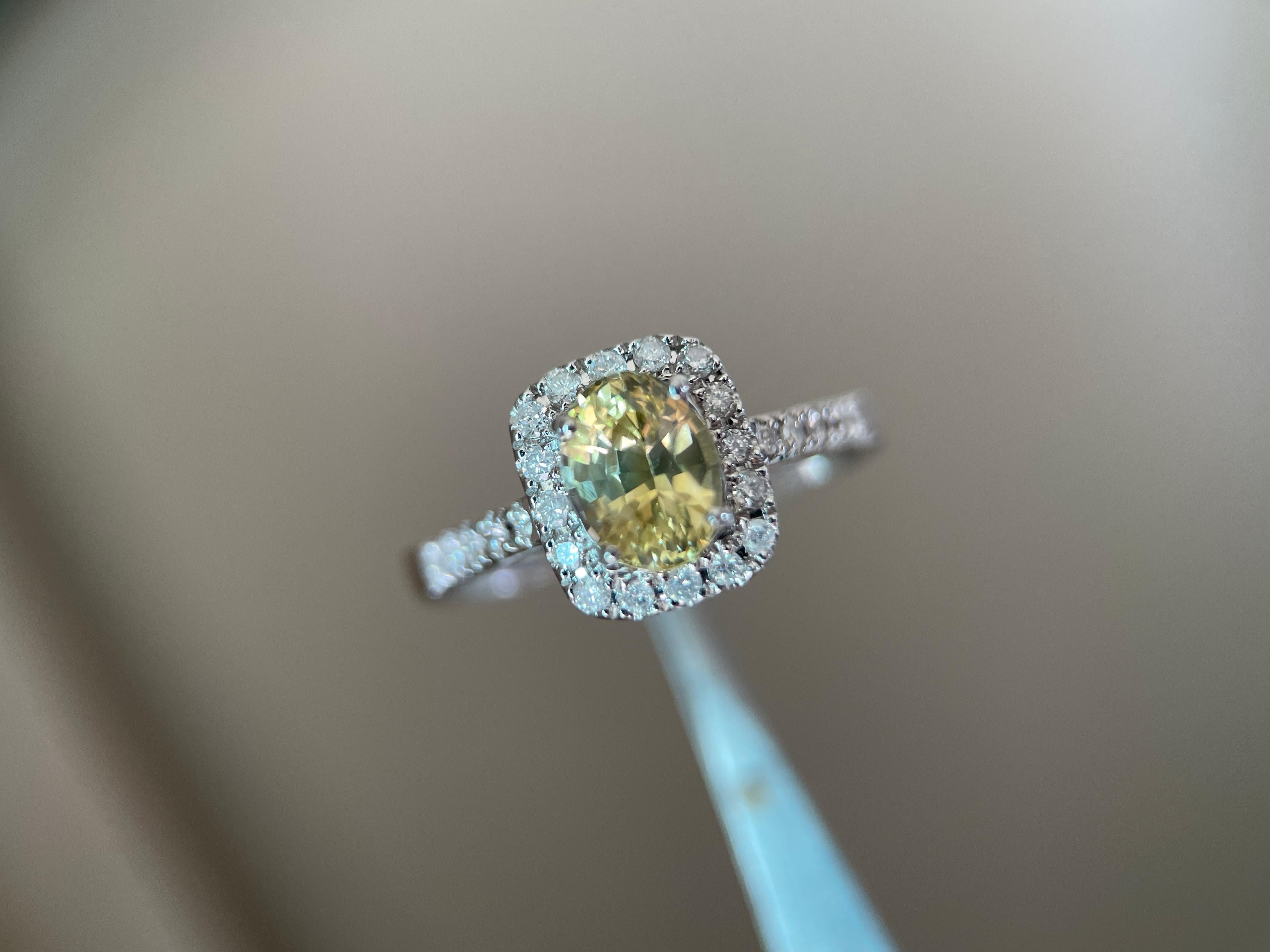 De las mujeres Anillo de zafiro amarillo de Ceilán de 1,17 ct con diamantes naturales, certificado por el IGI en venta