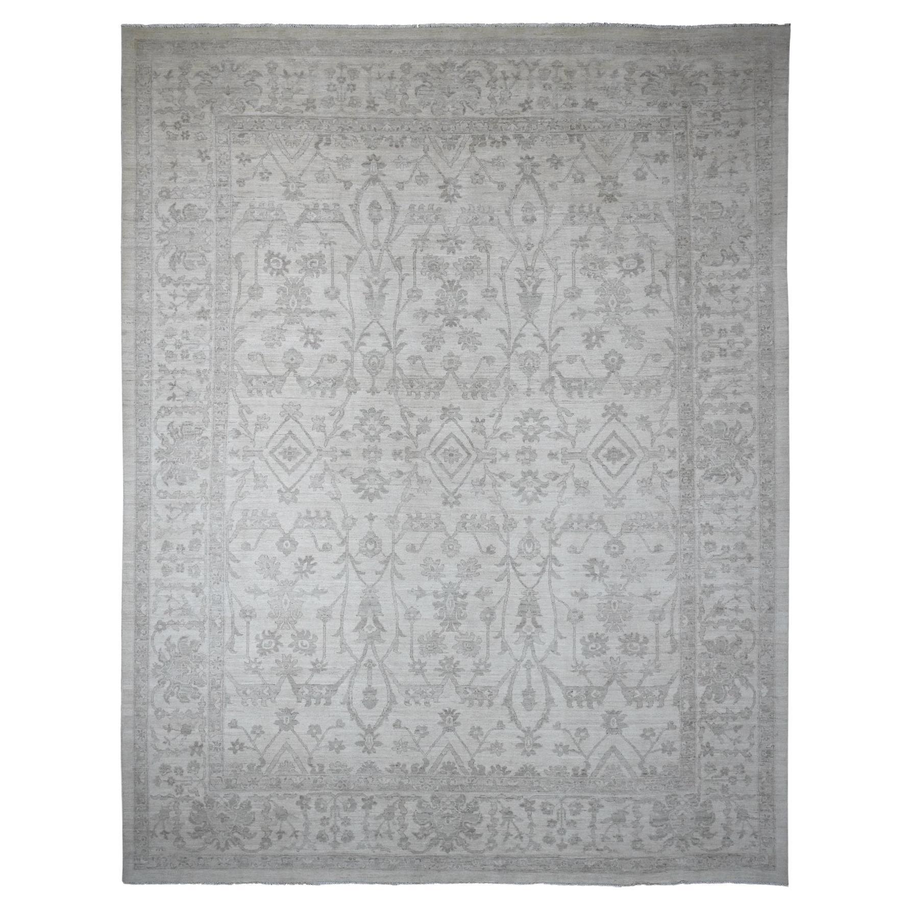 11'7 "x14'10" White Wash Peshawar Tappeto orientale in lana annodato a mano con disegno di viti in vendita