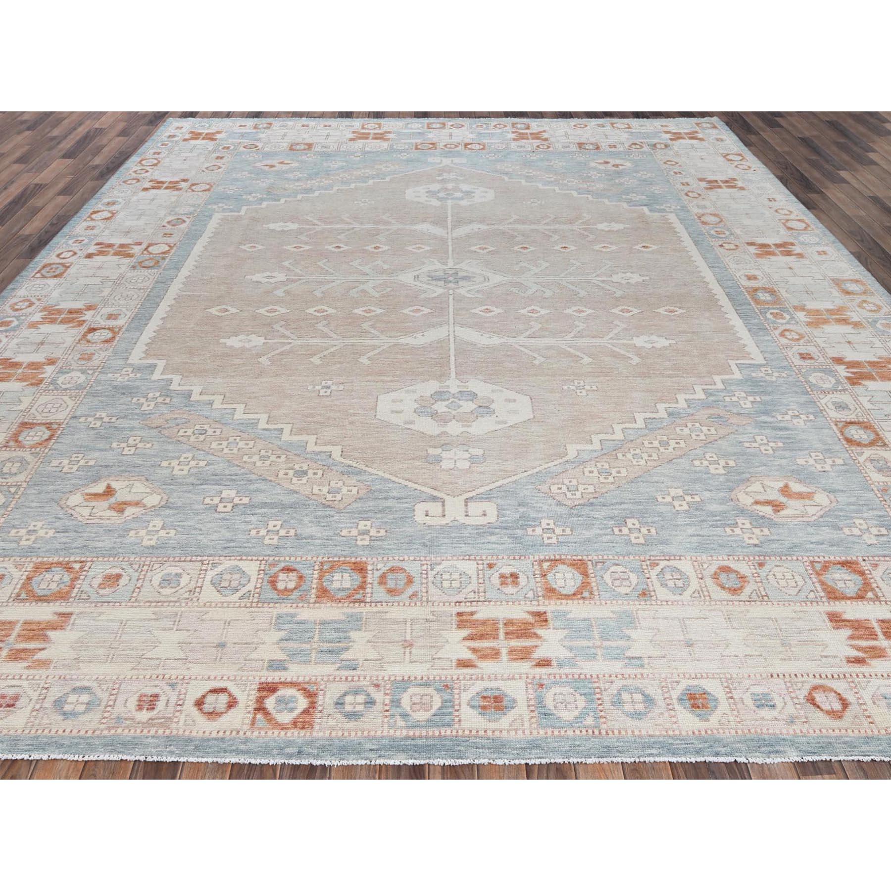 Rosa claro, diseño de aldea de Anatolia, nudo turco, pelo cero, esquilada baja, anudada a mano, 100% lana, XL, sobredimensionada, alfombra oriental
Materiales primarios: Lana
Látex: Sin pelo 
altura: 0,25 Pulgadas
Estilo: Tradicional
Color