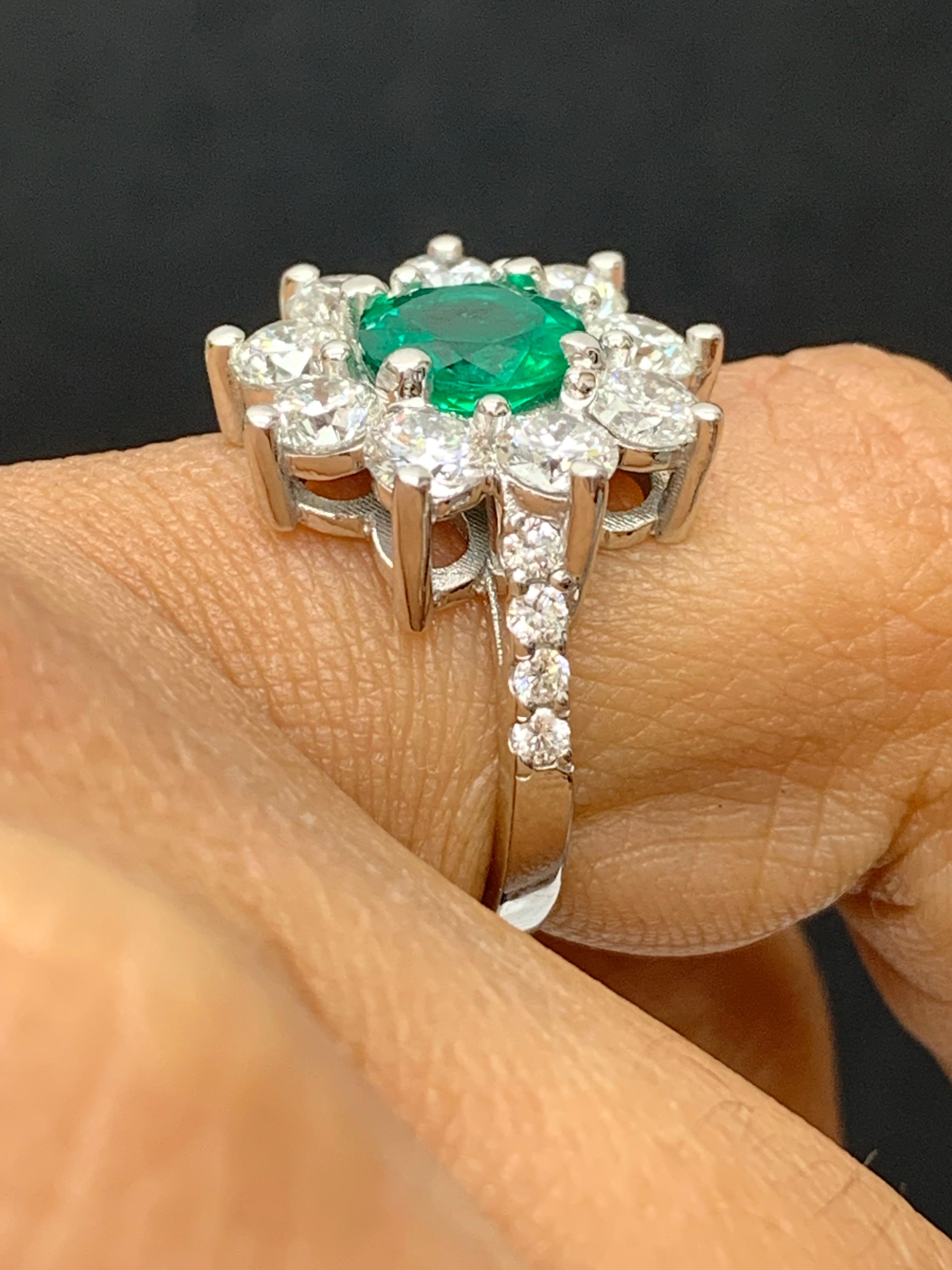 1.18 Carat Brilliant Cut Emerald and Diamond Ring in 14K White Gold For Sale 5