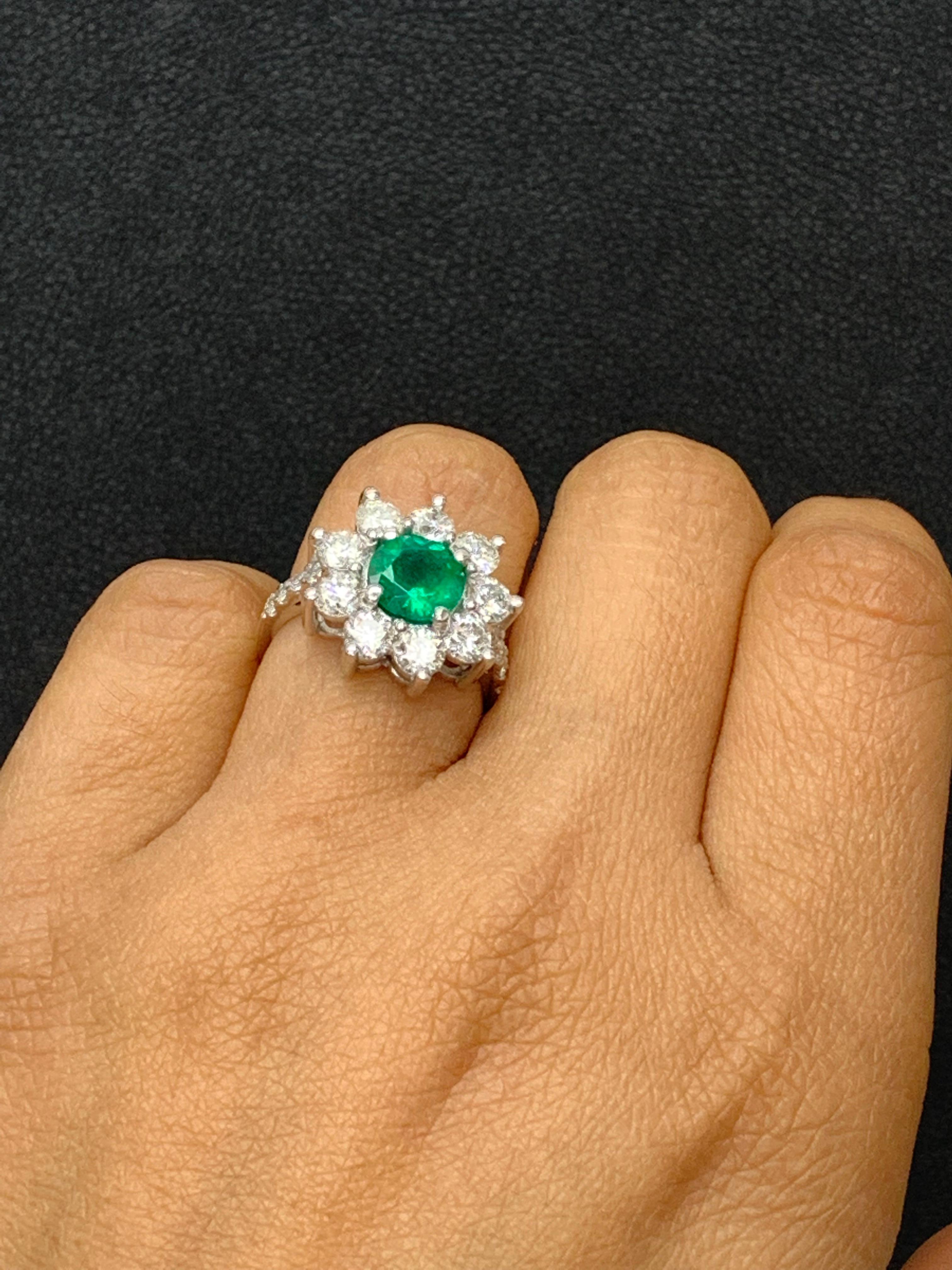 1.18 Carat Brilliant Cut Emerald and Diamond Ring in 14K White Gold For Sale 7