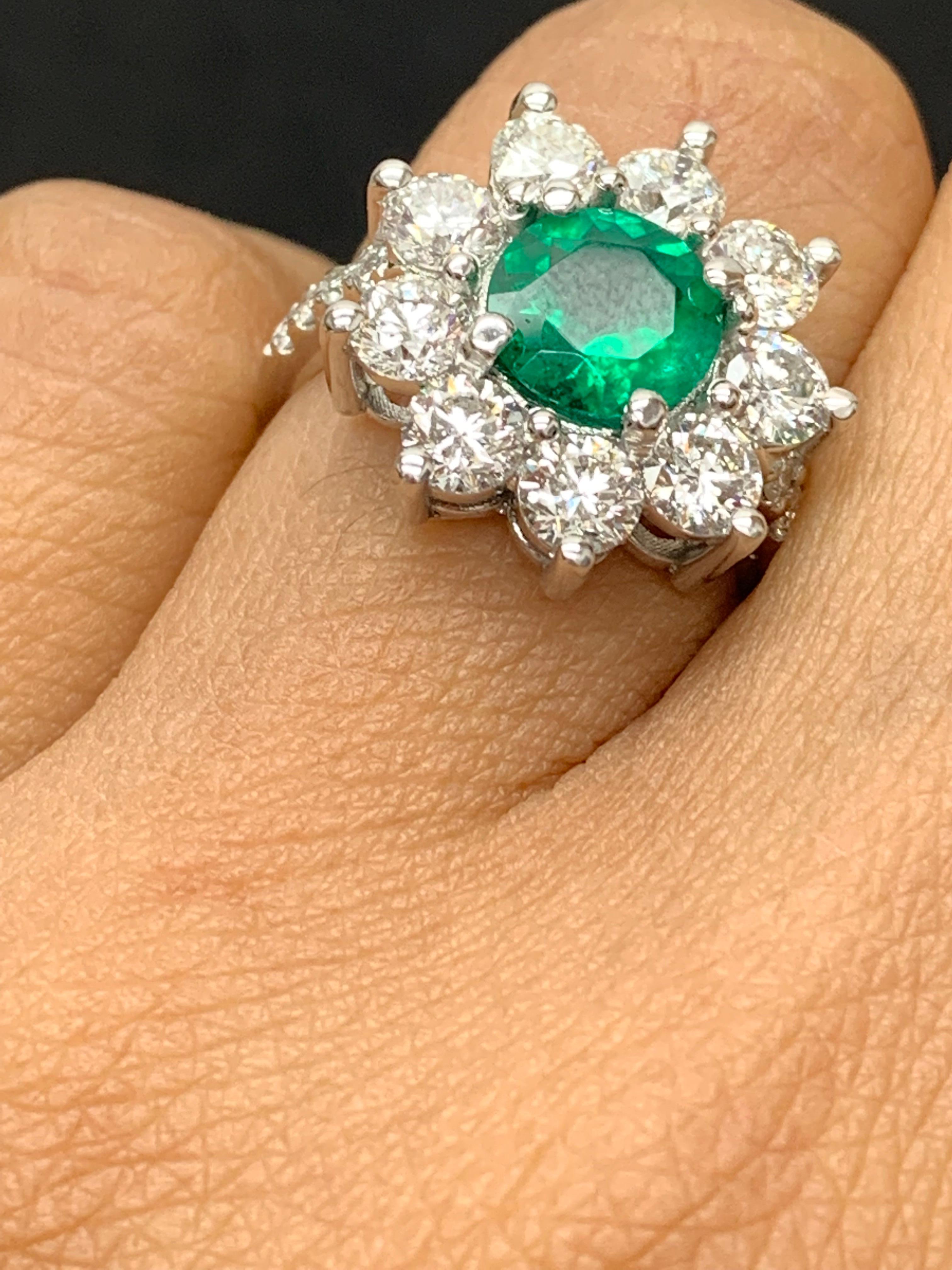 1.18 Carat Brilliant Cut Emerald and Diamond Ring in 14K White Gold For Sale 3