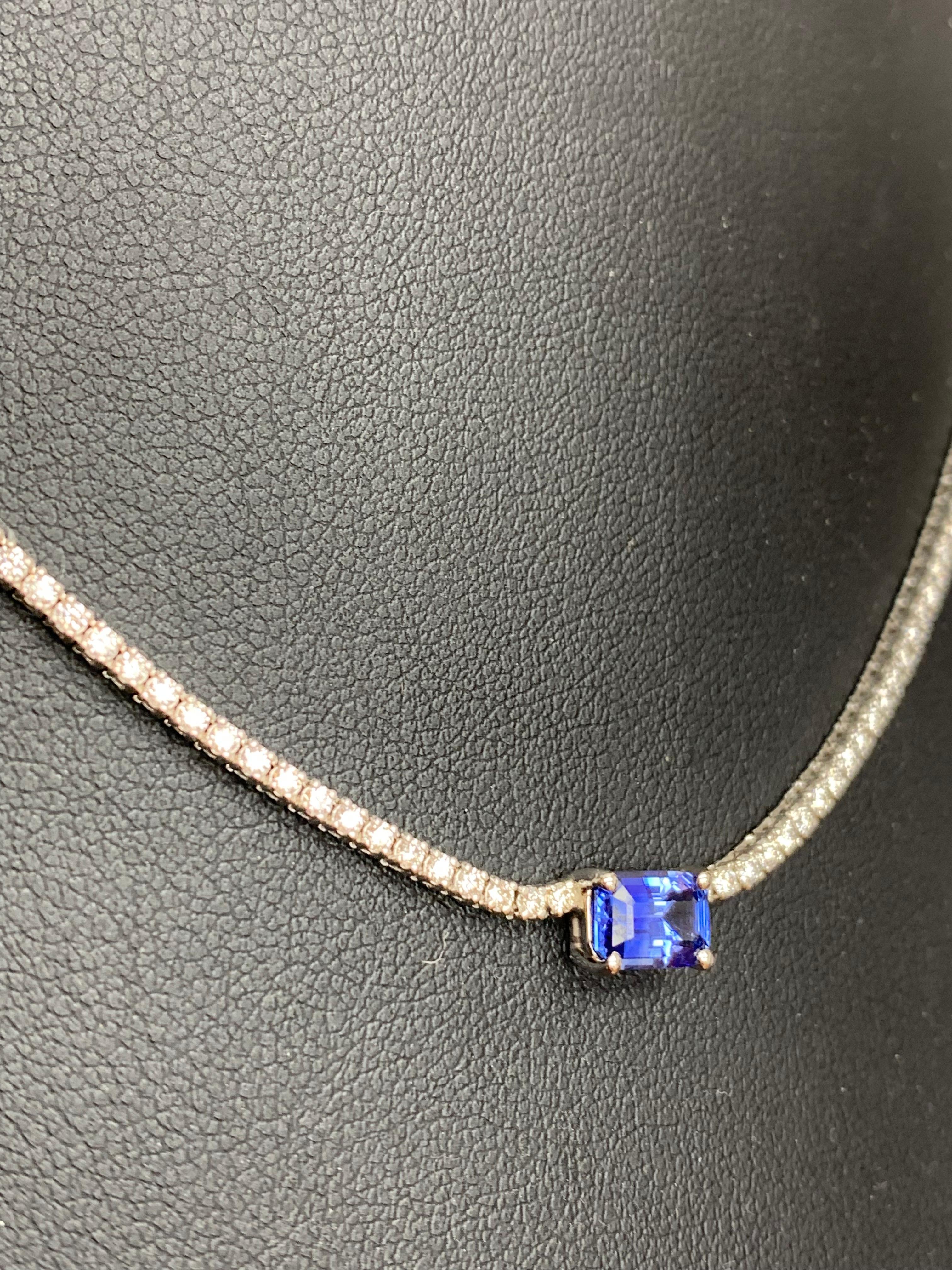 1.18 Carat Emerald cut Sapphire and Diamond Tennis Necklace in 14K White Gold In New Condition For Sale In NEW YORK, NY