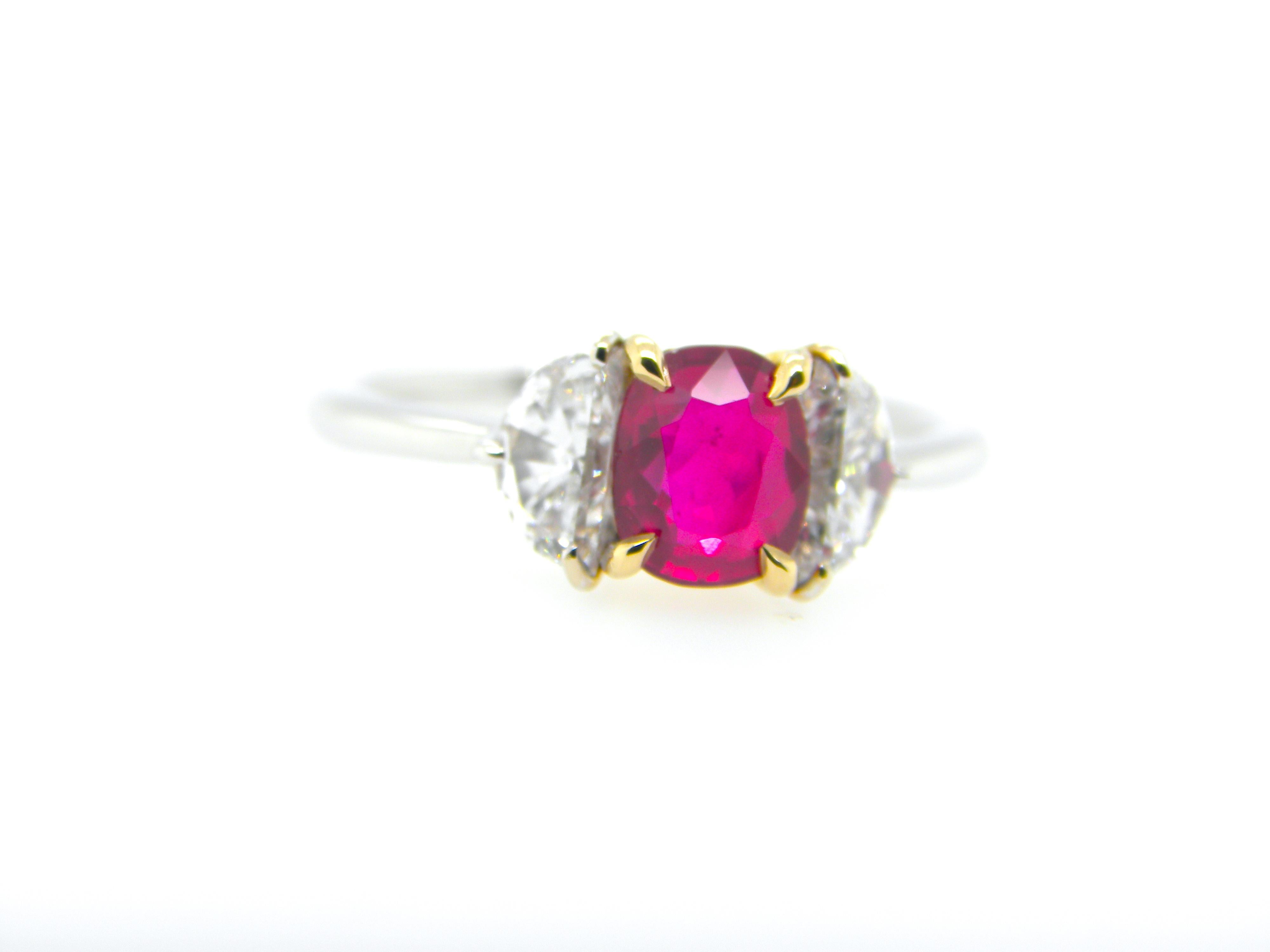 Women's or Men's 1.18 Carat GIA Certified Burma No Heat Pigeon's Blood Red Ruby and Diamond Ring