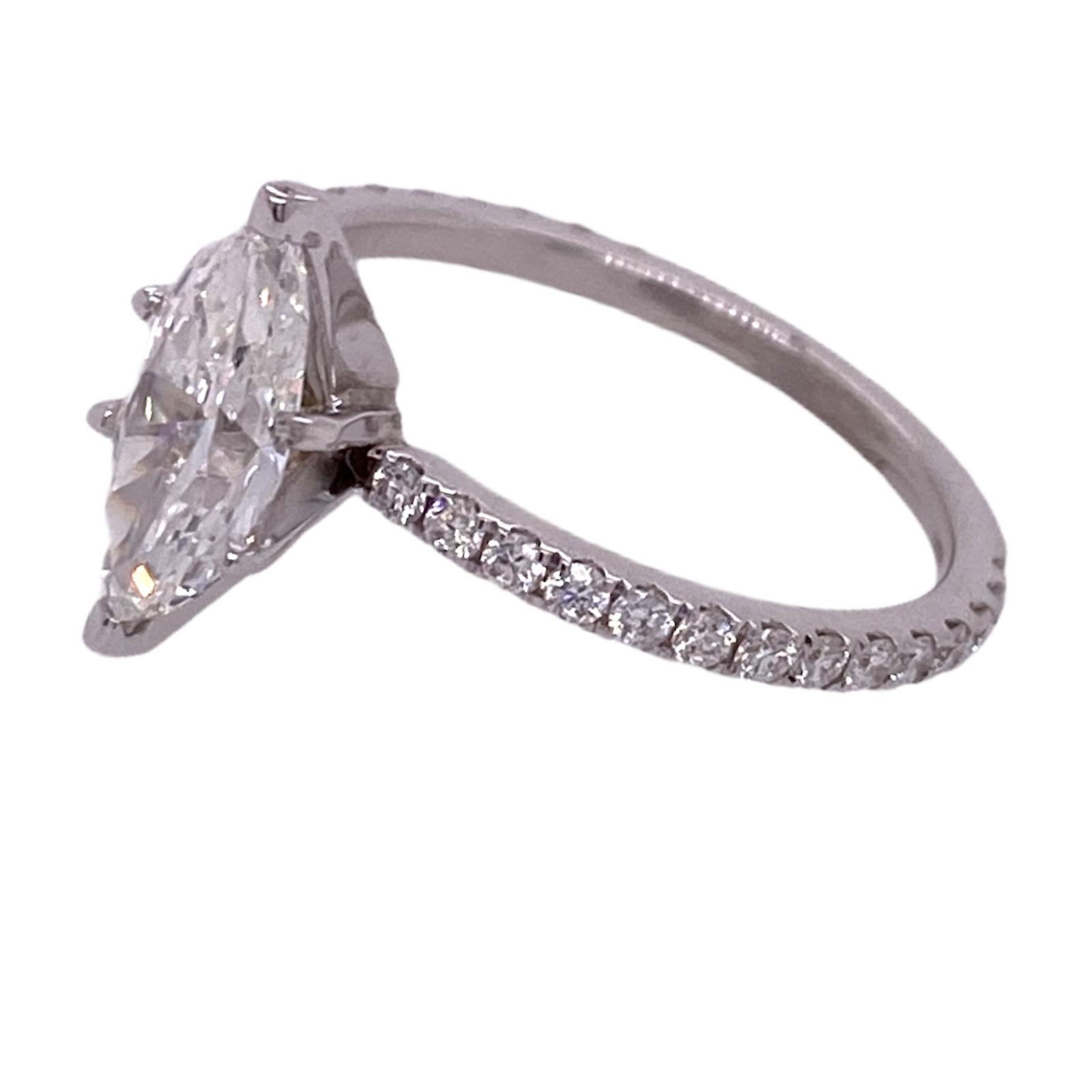 Modern 1.18 Carat Marquise Diamond Engagement Ring GIA G/VVS1 18 Karat White Gold