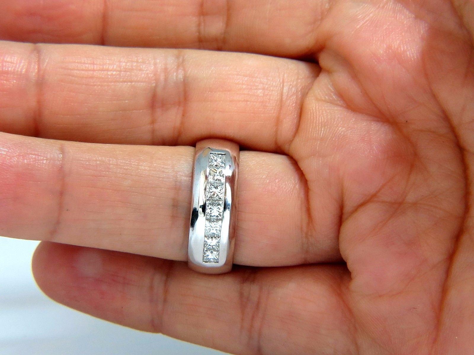 1,18 Karat natürliche Diamanten im Prinzessinnenschliff Breites Band Kanal 14 Karat im Zustand „Neu“ im Angebot in New York, NY