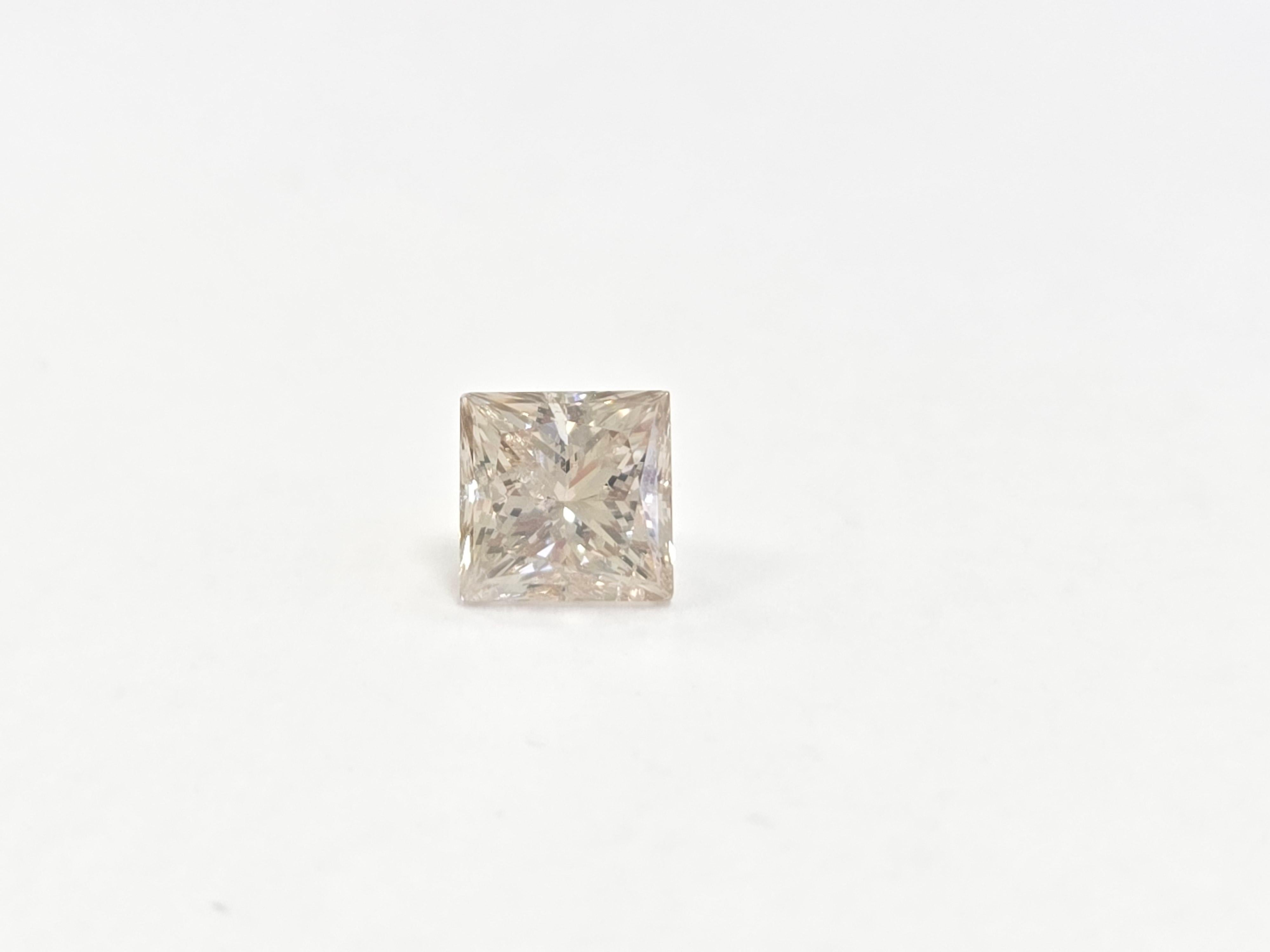 1.18 Carat Princess Shape Natural Diamond
Average Color K, Clarity SI1
Measurements: 5 x 5 x 4 mm