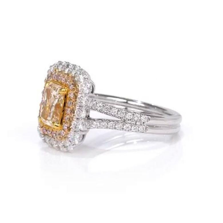 Anello di fidanzamento a doppio anello con diamante giallo intenso da 1,18 carati Radiant Fancy In condizioni Nuovo in vendita a New York, NY