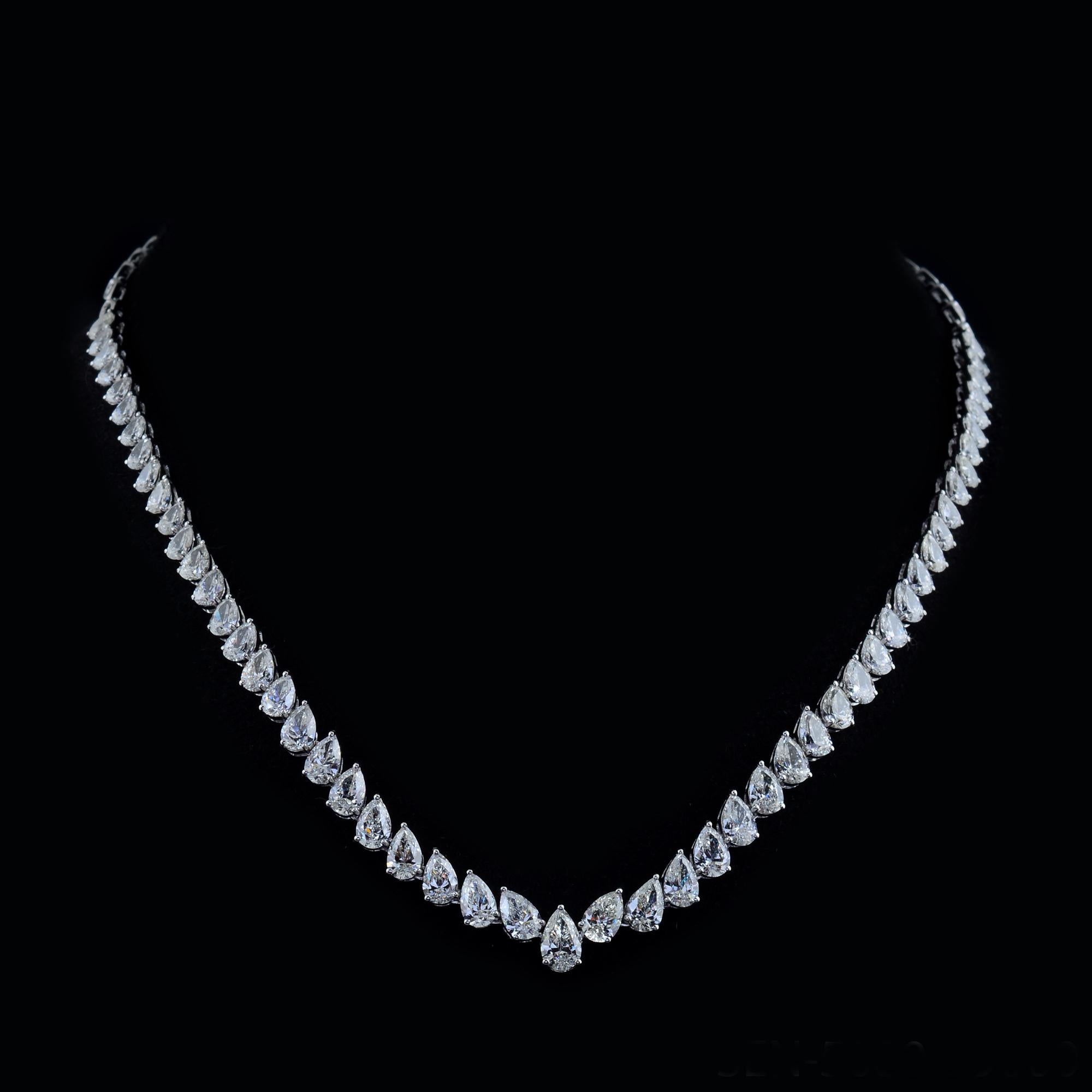 Moderno 11,8 carati SI/HI Collana con diamanti a pera in oro bianco 18 carati Gioielli fatti a mano in vendita