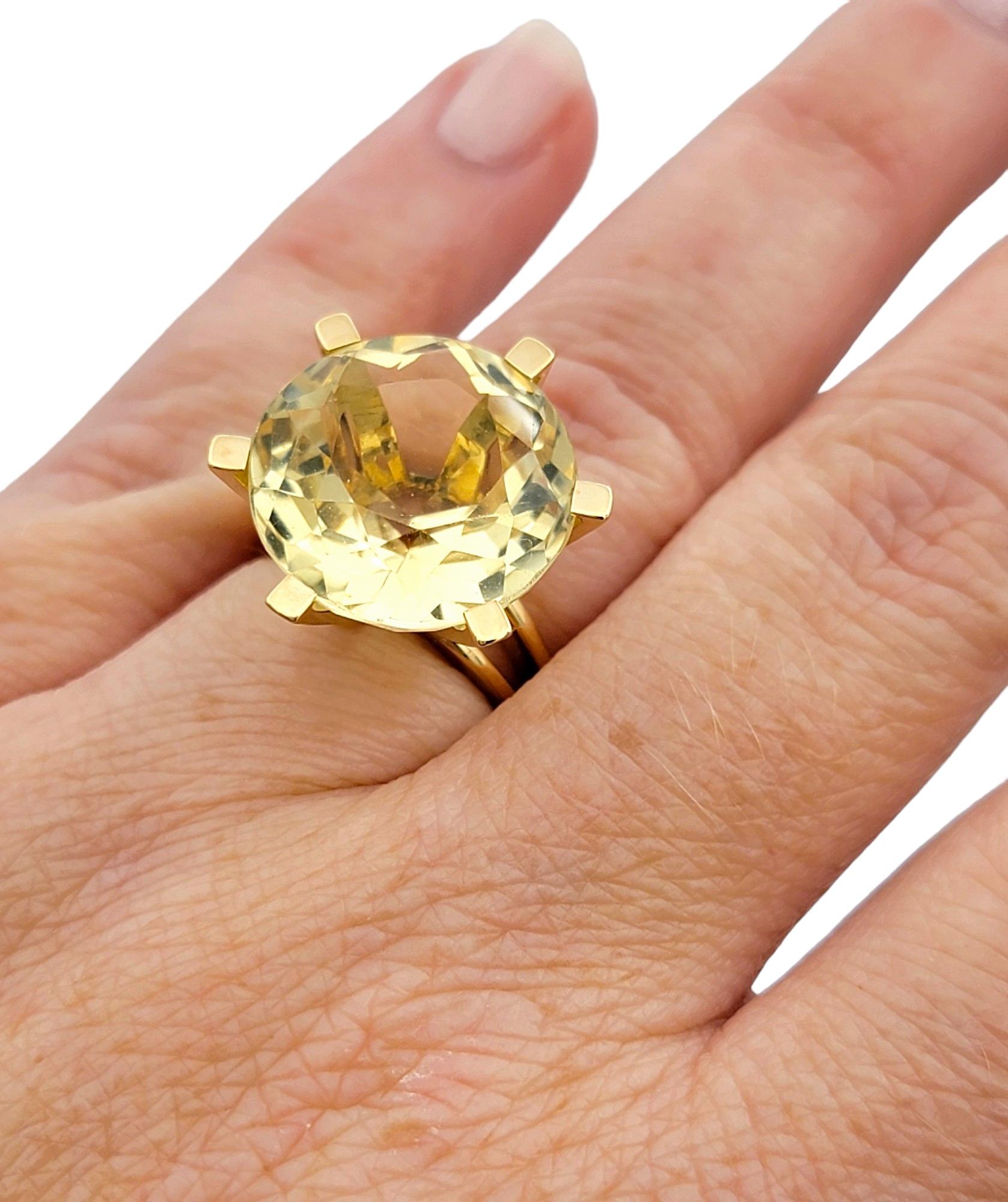 11.8 Carat Solitaire Citrine High Profile Cocktail Ring in 14 Karat Yellow Gold For Sale 5