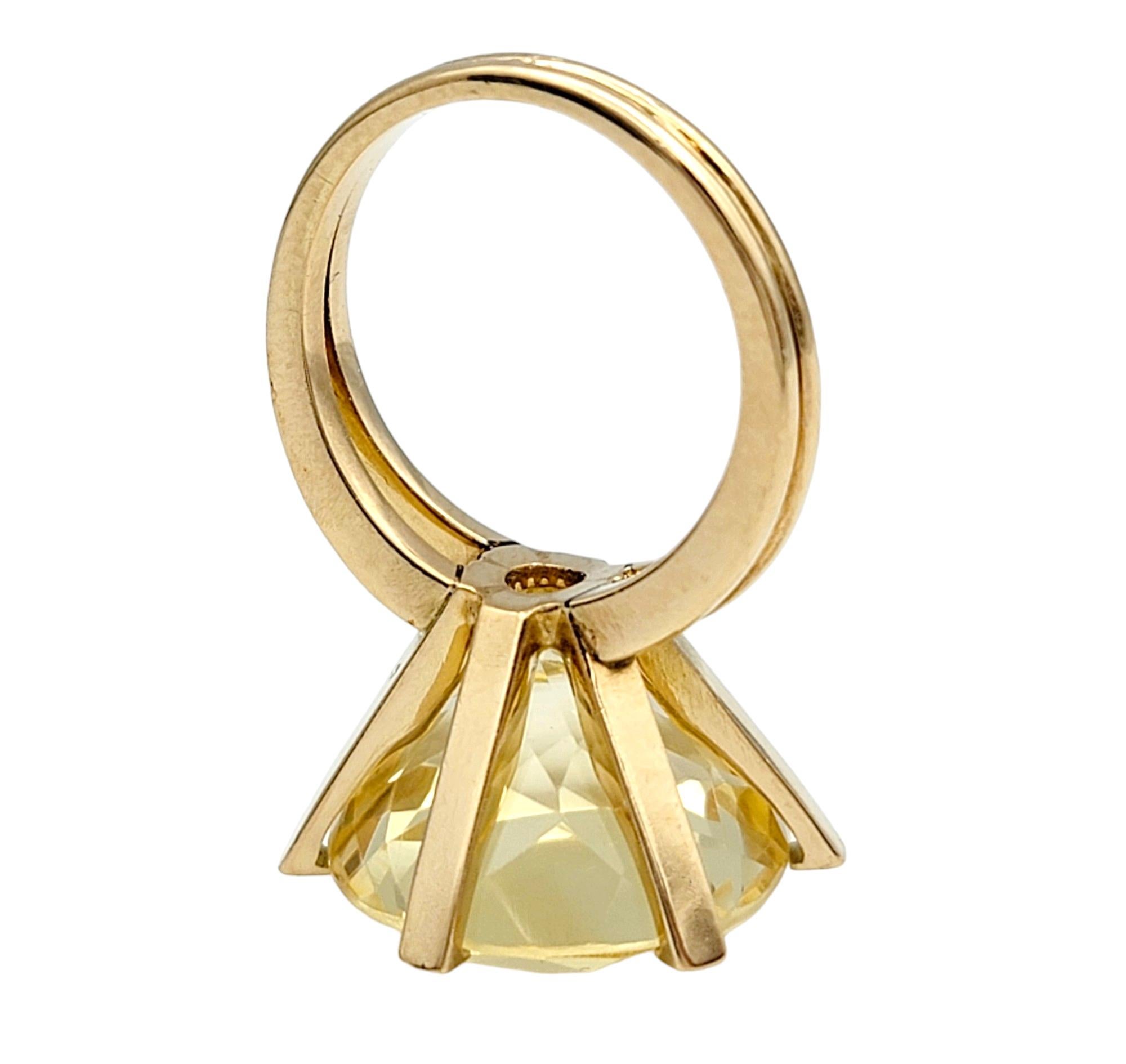 11.8 Carat Solitaire Citrine High Profile Cocktail Ring in 14 Karat Yellow Gold For Sale 3