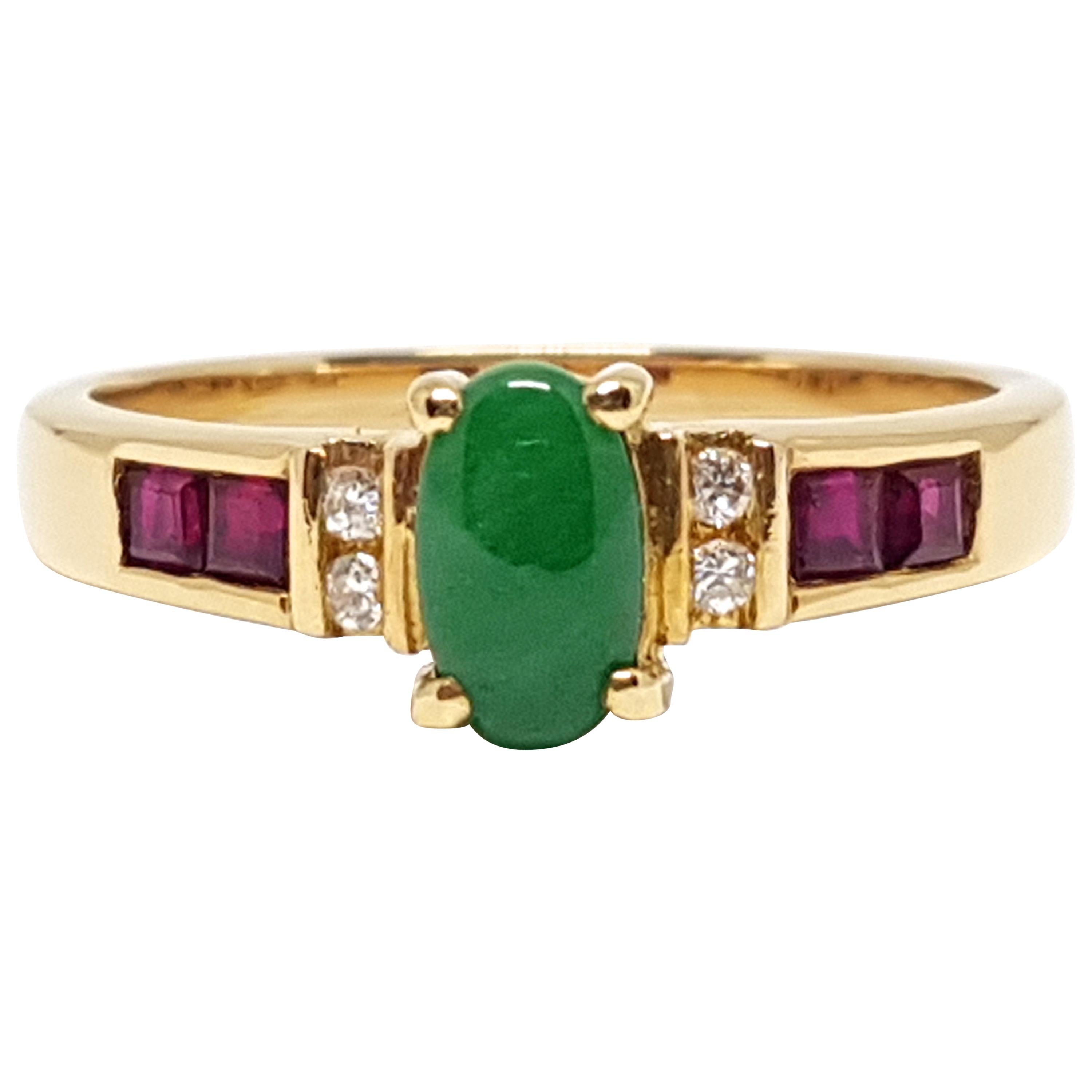 1.18 Carat Yellow Gold Emerald Ruby Diamond Ring For Sale