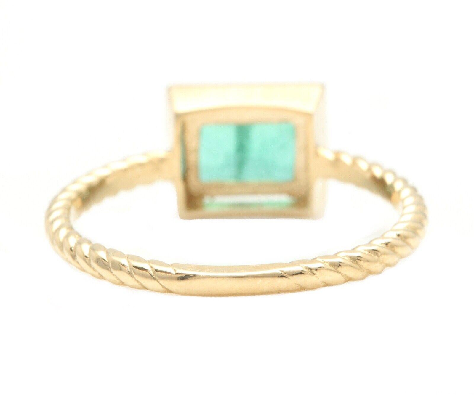 1.18 Carats Natural Emerald 14K Solid Yellow Gold Ring In New Condition For Sale In Los Angeles, CA