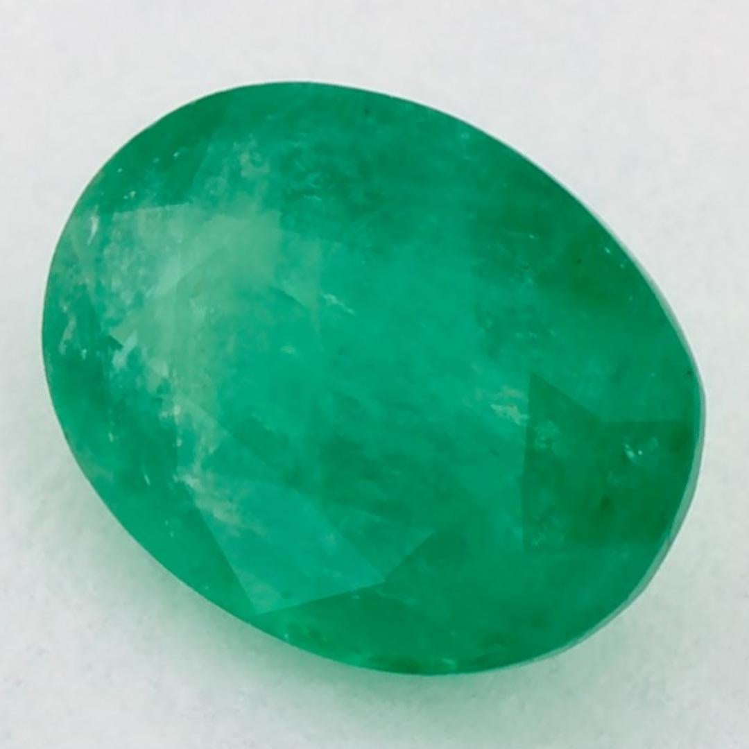 Mit seinem leuchtenden grünen Farbton ist der Geburtsstein für den Mai ein Symbol für neues Wachstum im Frühling. 

Entdecken Sie die lebendige Kollektion von Smaragden, Rubinen und Saphiren in unserem Geschäft, die als lose Edelsteine erhältlich
