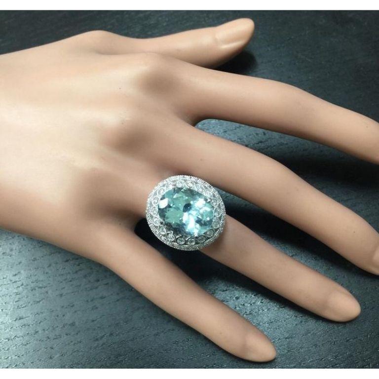 11,80 Karat exquisiter natürlicher Aquamarin und Diamant 14 Karat massiver Goldring Damen im Angebot