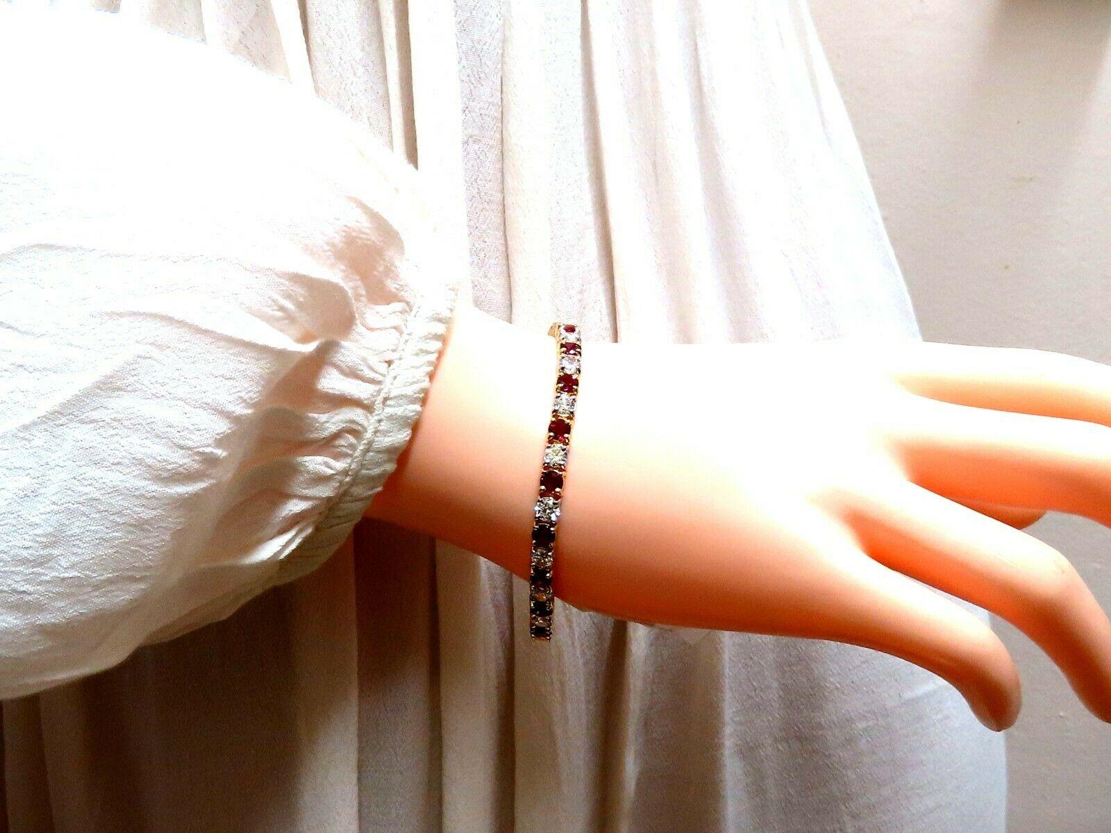 Femenino o masculino 11,83 quilates de rubí natural rojo vivo Diamantes Pulsera de tenis Oro de 14 quilates bicolor en venta