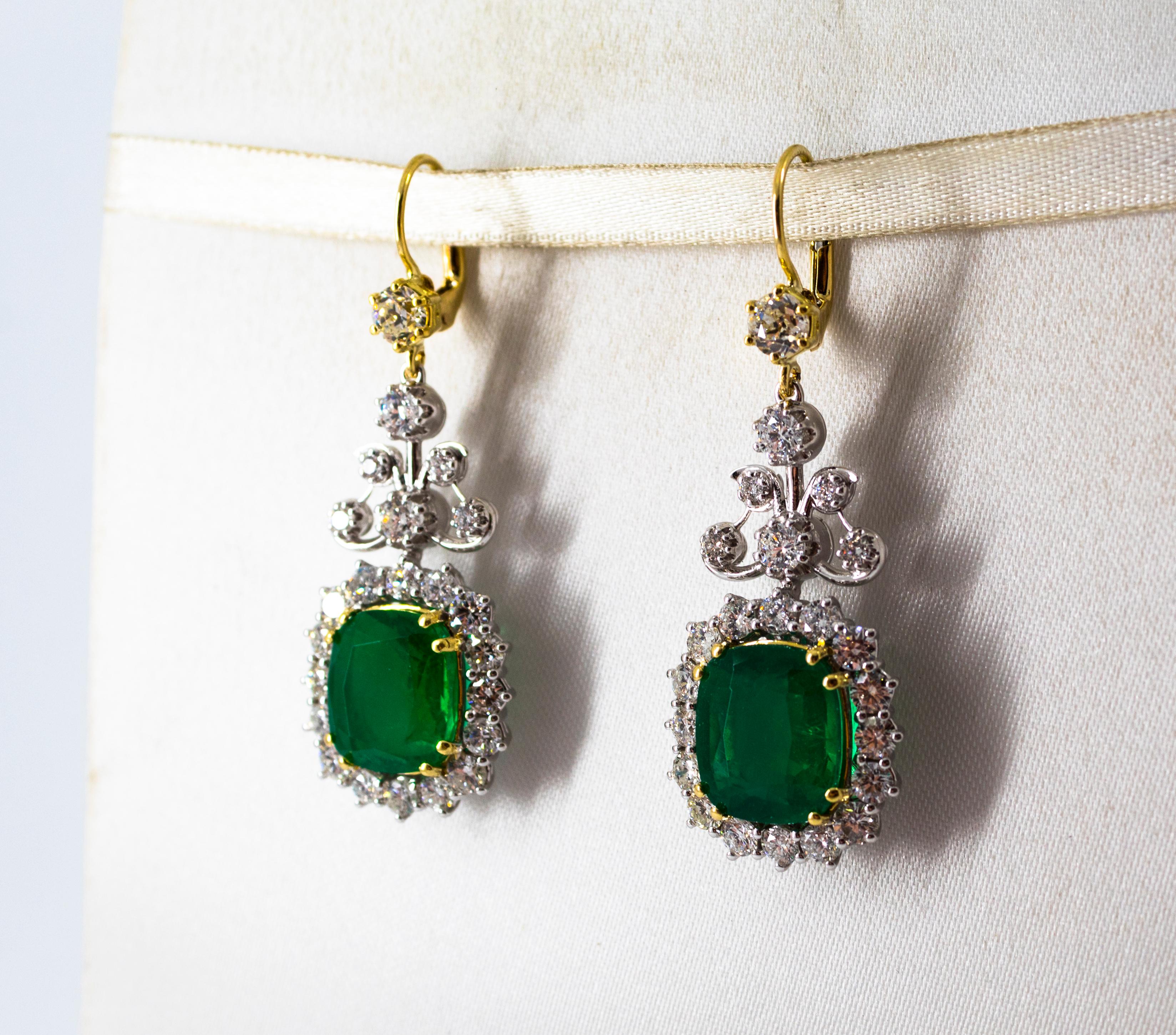 11.85 Carat Emerald 4.47 Carat White Diamond White Gold Drop Lever-Back Earrings 5