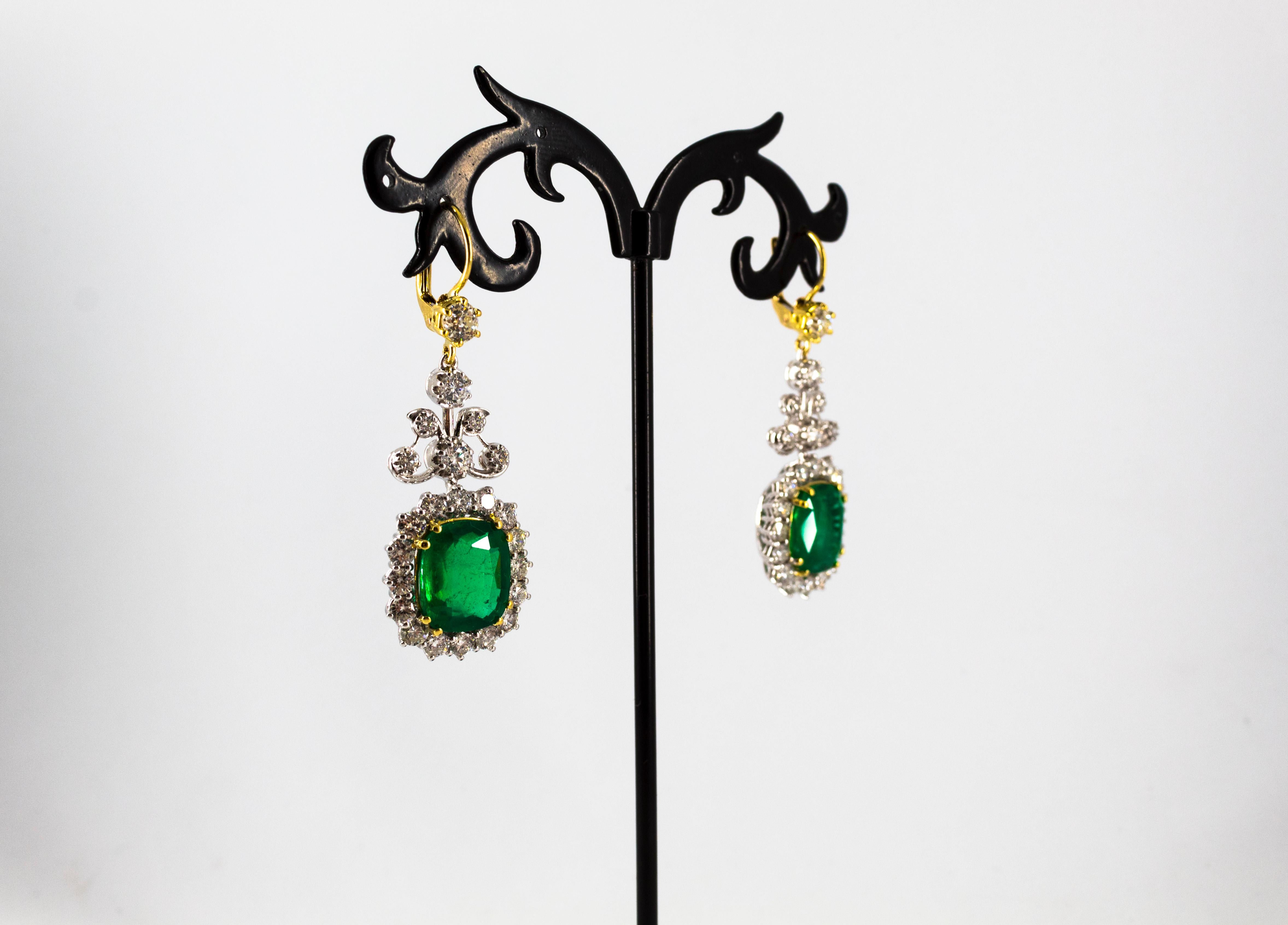 11.85 Carat Emerald 4.47 Carat White Diamond White Gold Drop Lever-Back Earrings 11