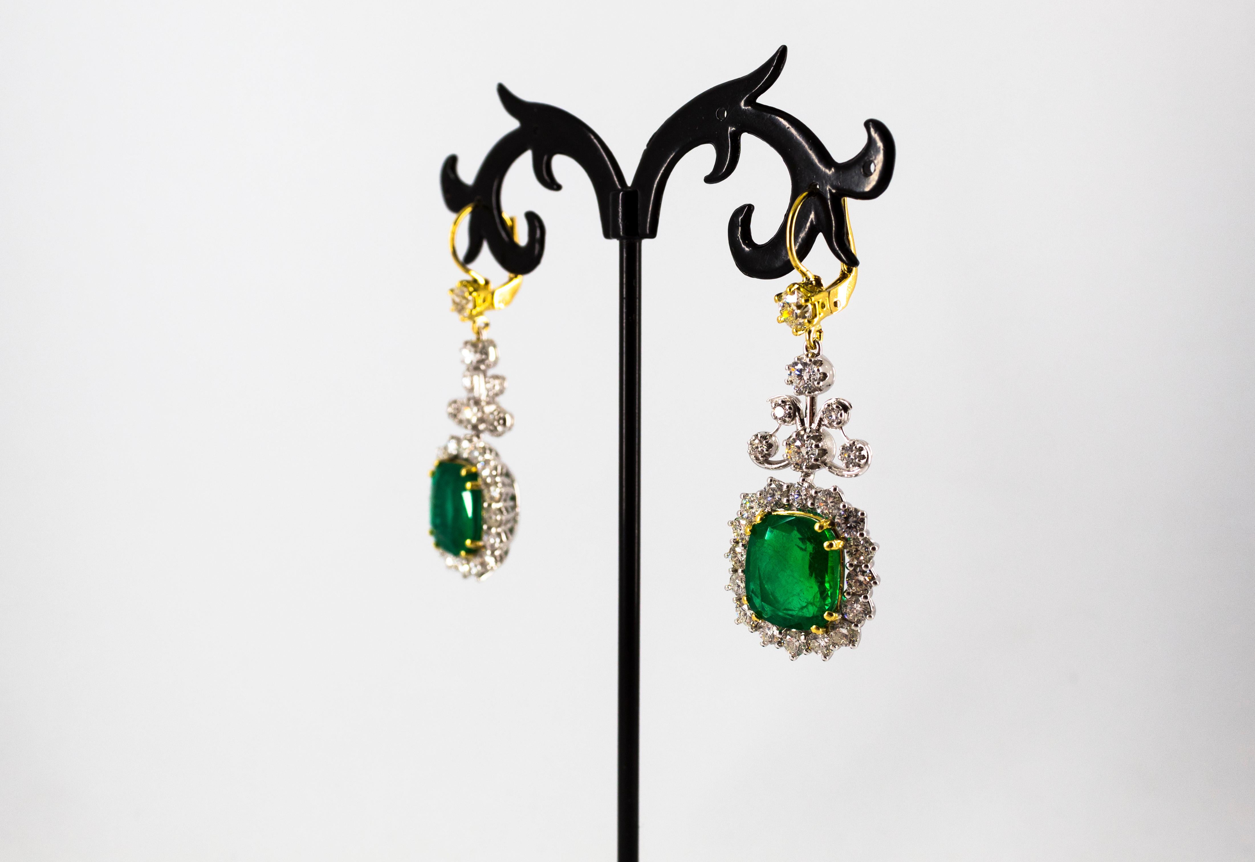 11.85 Carat Emerald 4.47 Carat White Diamond White Gold Drop Lever-Back Earrings 14