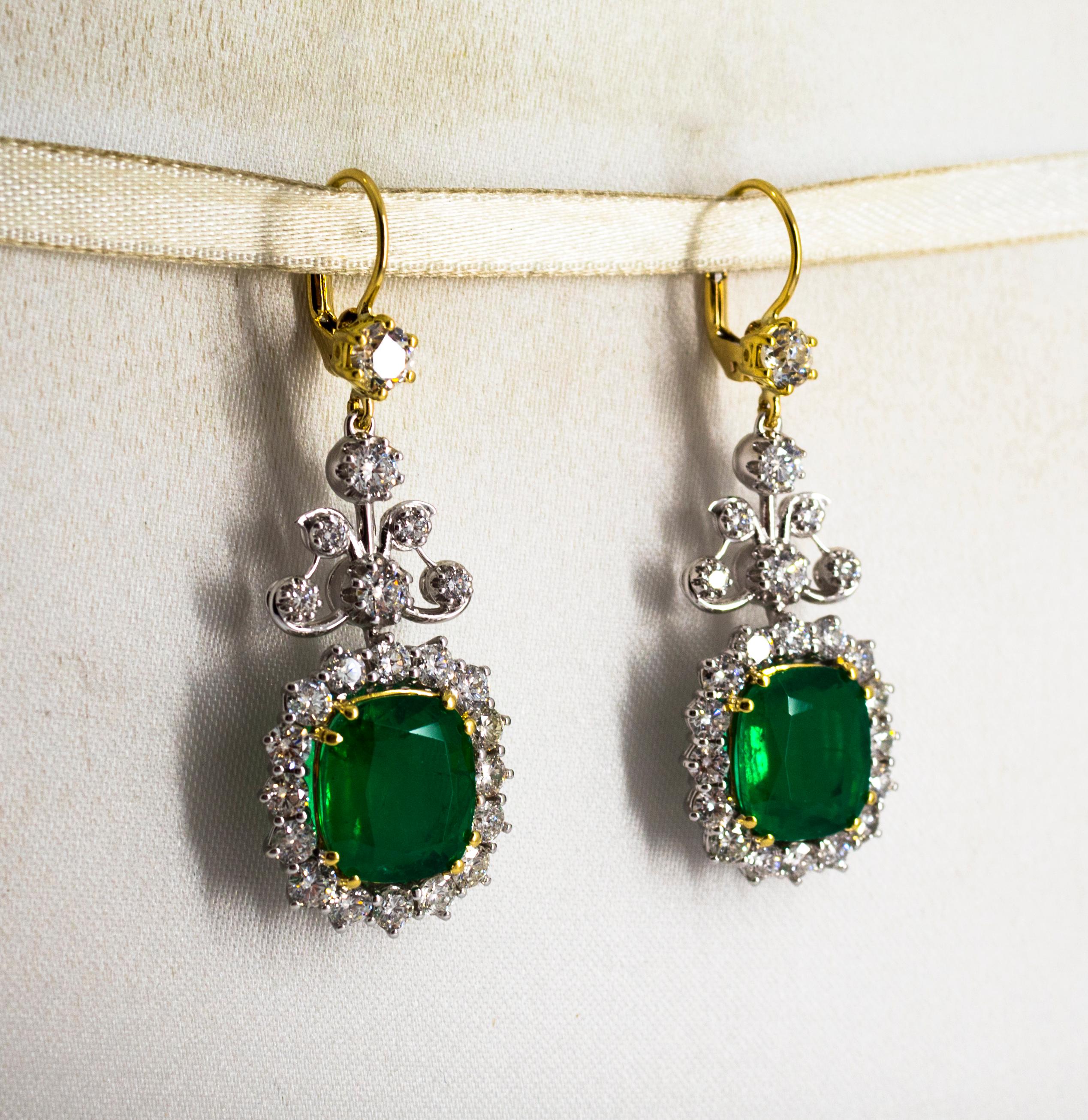 11.85 Carat Emerald 4.47 Carat White Diamond White Gold Drop Lever-Back Earrings 3